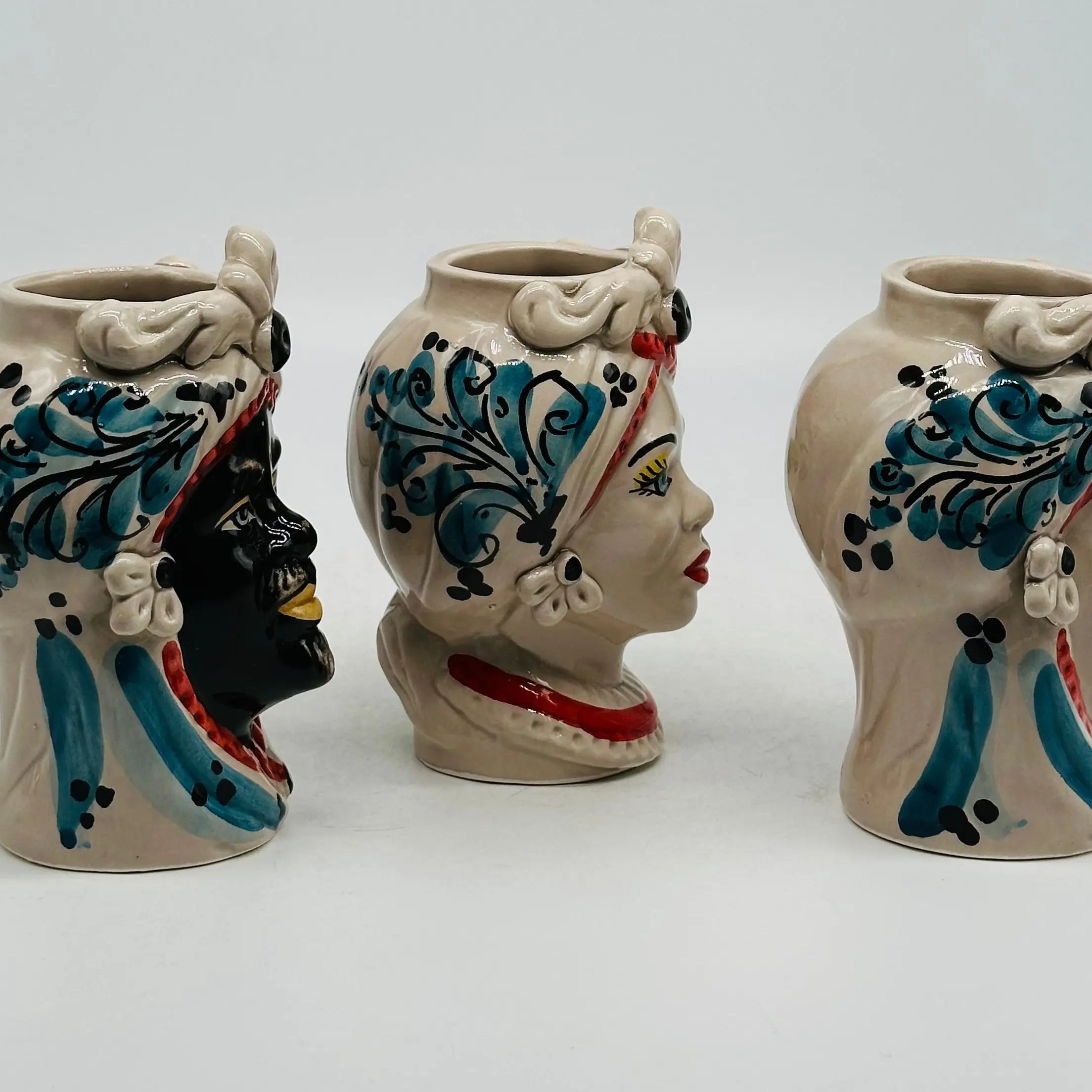 Coppia Teste di Moro Moresca Ceramica Caltagirone cm H.14 L.9 Artigianale VARI COLORI DD CERAMICHE SICILIANE