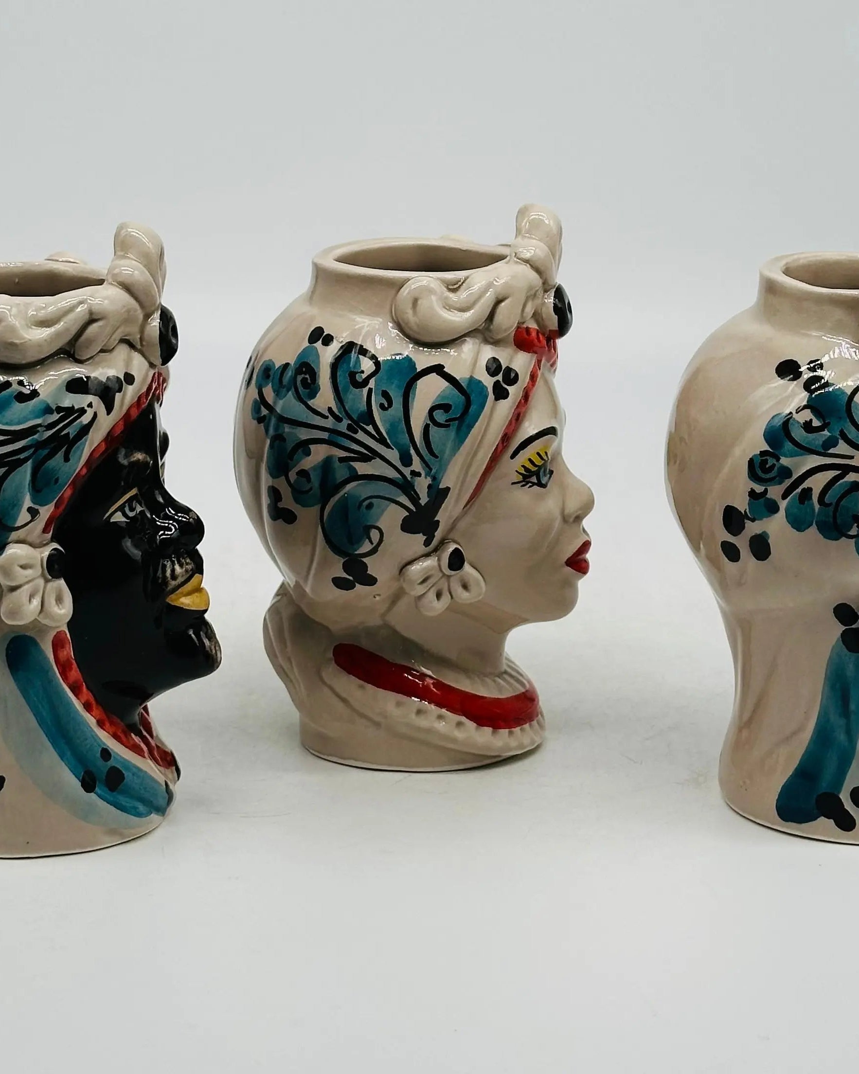 Coppia Teste di Moro Moresca Ceramica Caltagirone cm H.14 L.9 Artigianale VARI COLORI DD CERAMICHE SICILIANE