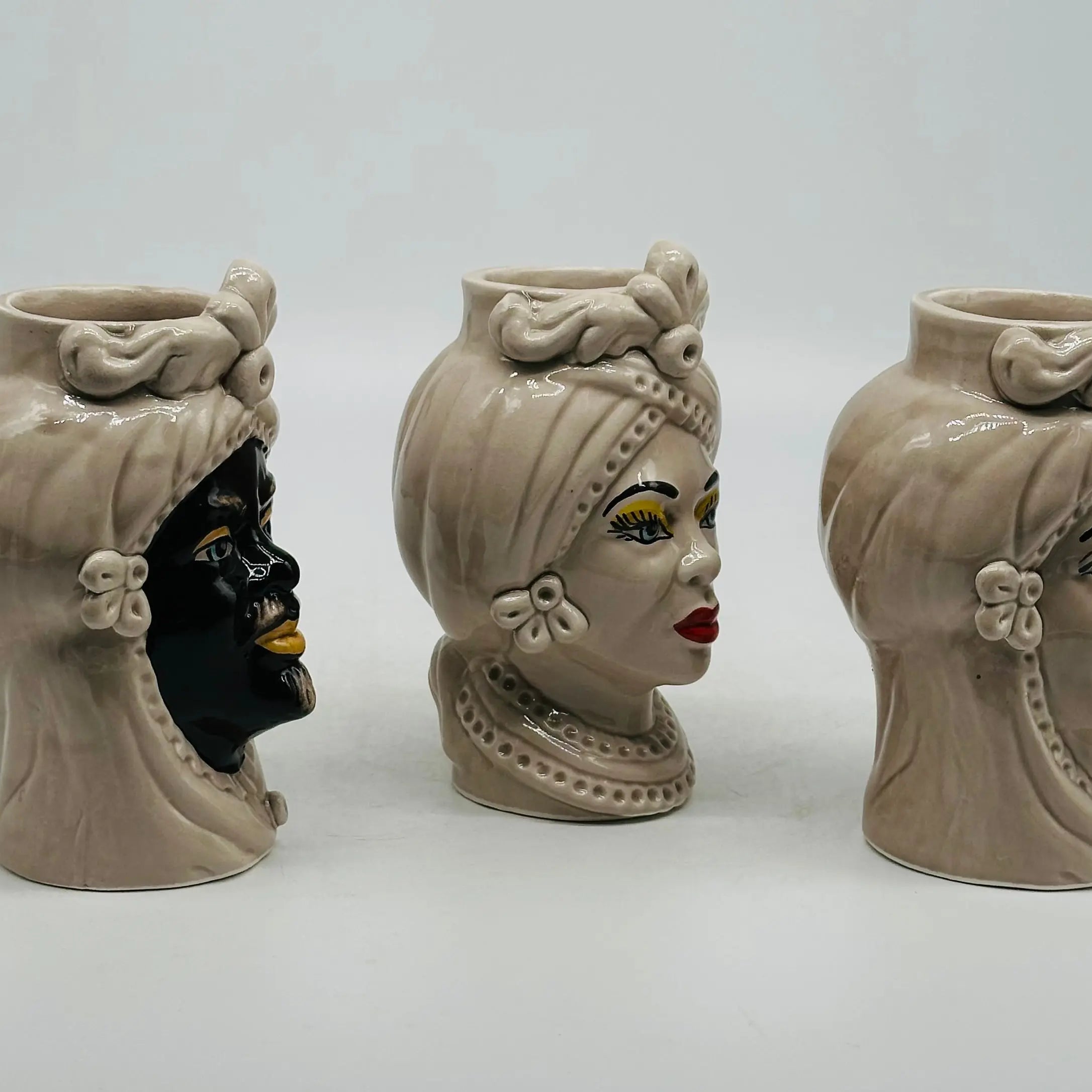 Coppia Teste di Moro Moresca Ceramica Caltagirone cm H.14 L.9 Artigianale VARI COLORI DD CERAMICHE SICILIANE