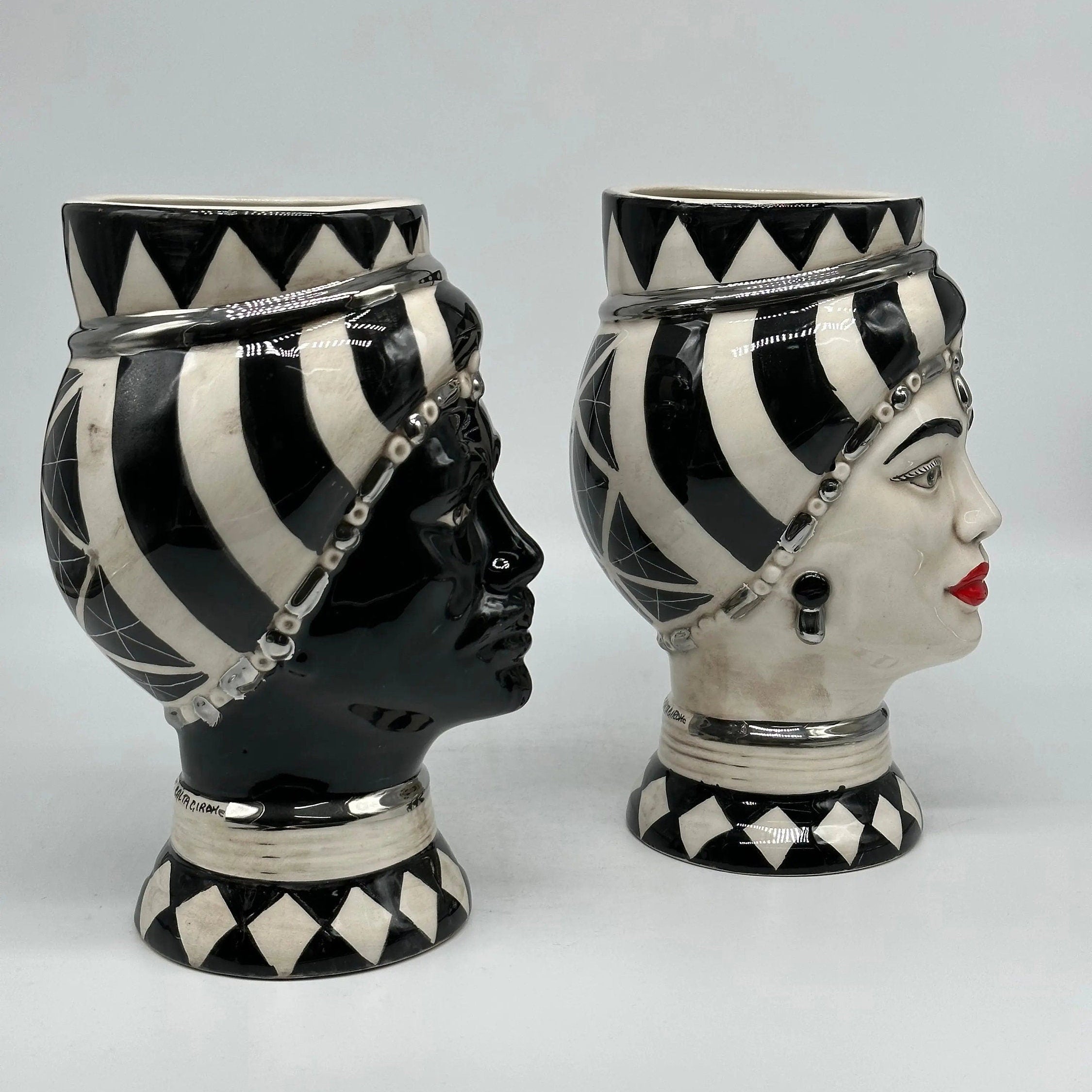 Coppia Teste di Moro Token Ceramica Caltagirone cm H.23 L.12 Artigianale VARI COLORI DD CERAMICHE SICILIANE