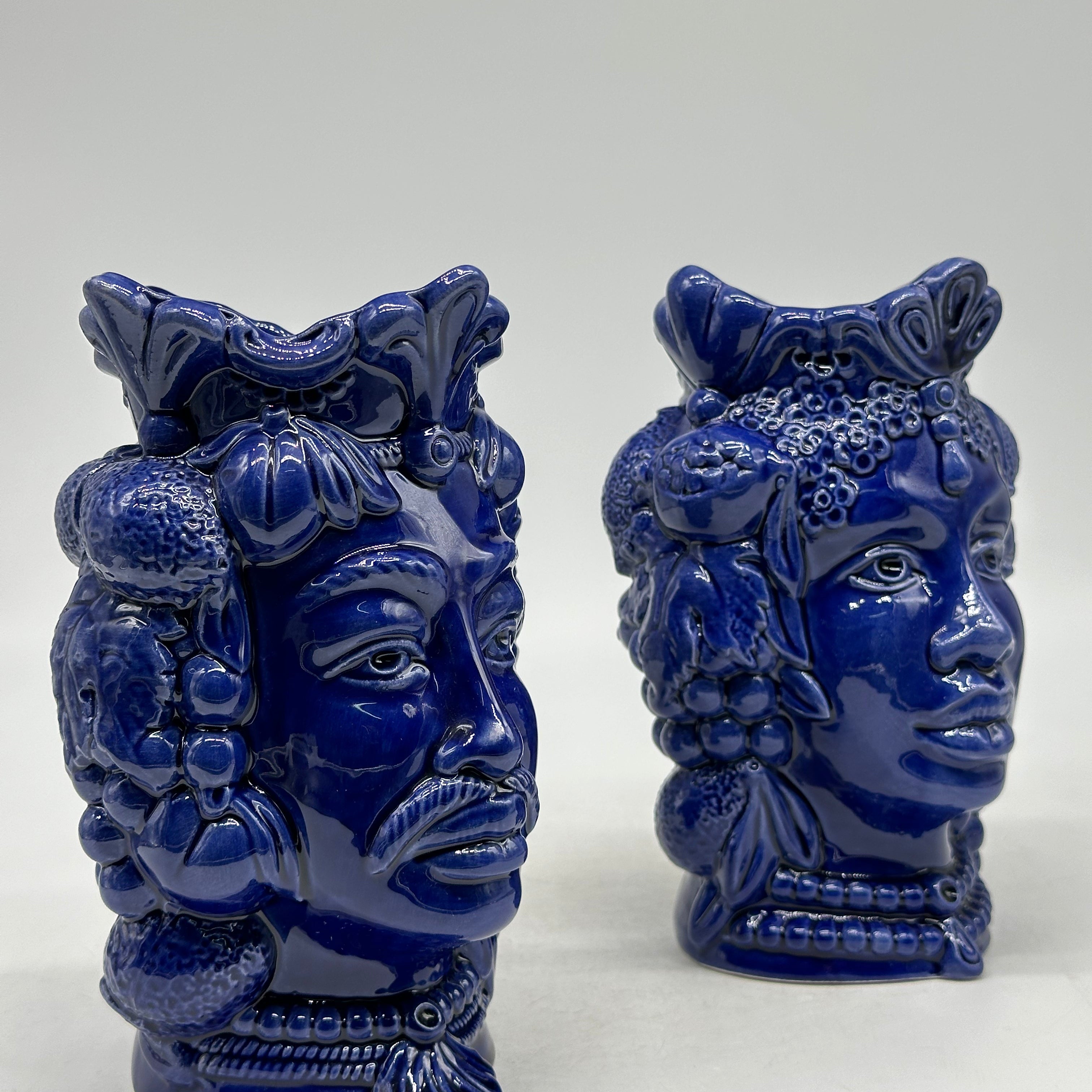 FINE SERIE - Coppia Teste di Moro Afro Frutta Ceramica Caltagirone cm H.18 L.12 Artigianale Blu - TESTE DI MORO