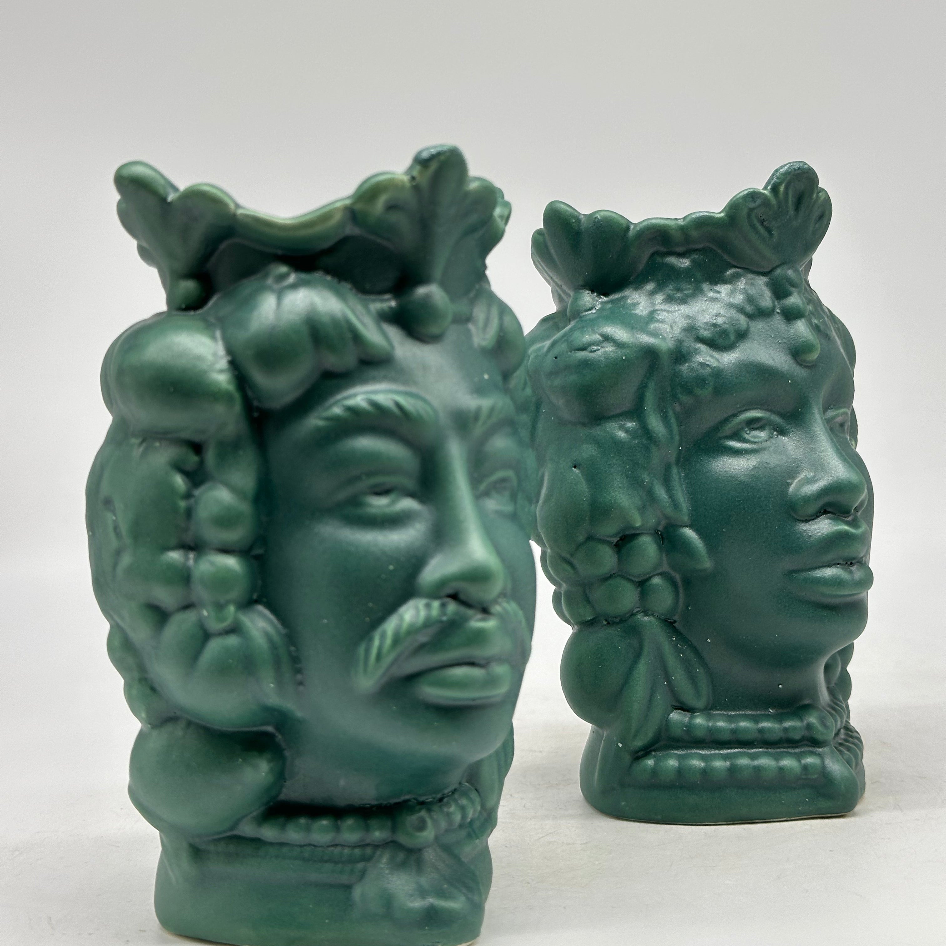 FINE SERIE - Coppia Teste di Moro Afro Frutta Ceramica Caltagirone cm H.18 L.12 Artigianale Verde Opaco - TESTE DI MORO