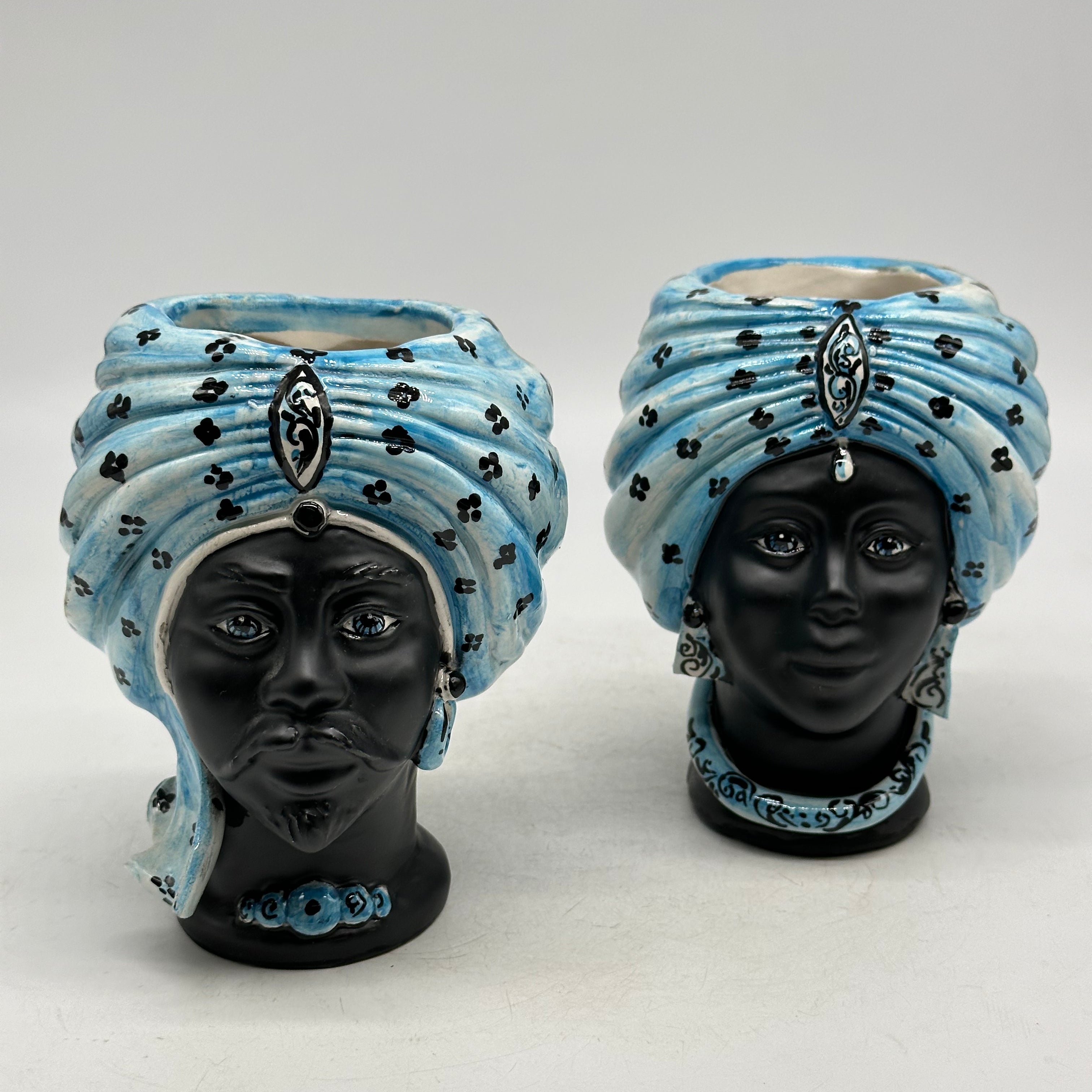 FINE SERIE - Coppia Teste di Moro Atena MINI Ceramica Caltagirone cm H.15 L.11 Artigianale Celeste Nero Opaco - TESTE