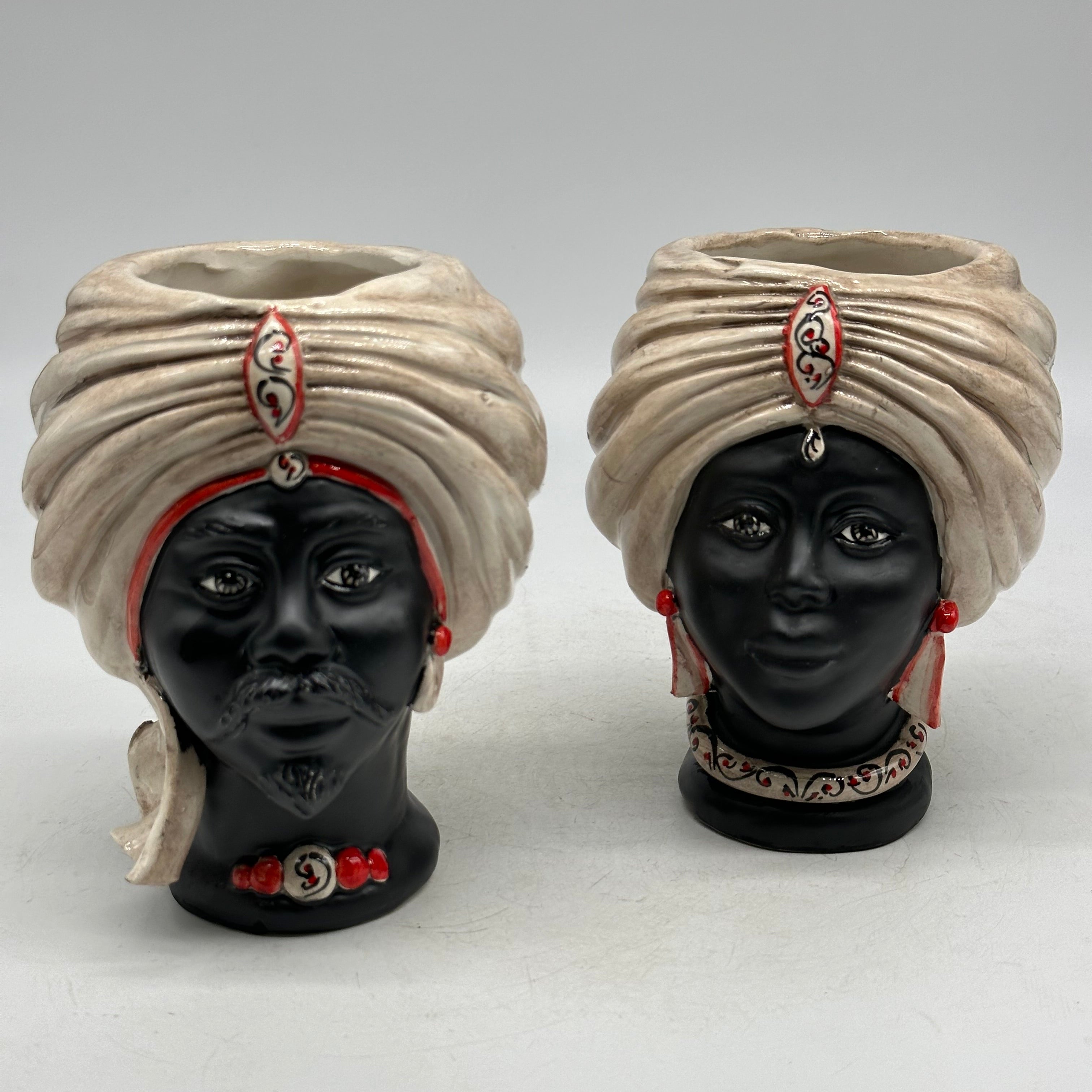 FINE SERIE - Coppia Teste di Moro Atena MINI Ceramica Caltagirone cm H.15 L.11 Artigianale Ecru Opaco Rosso - TESTE