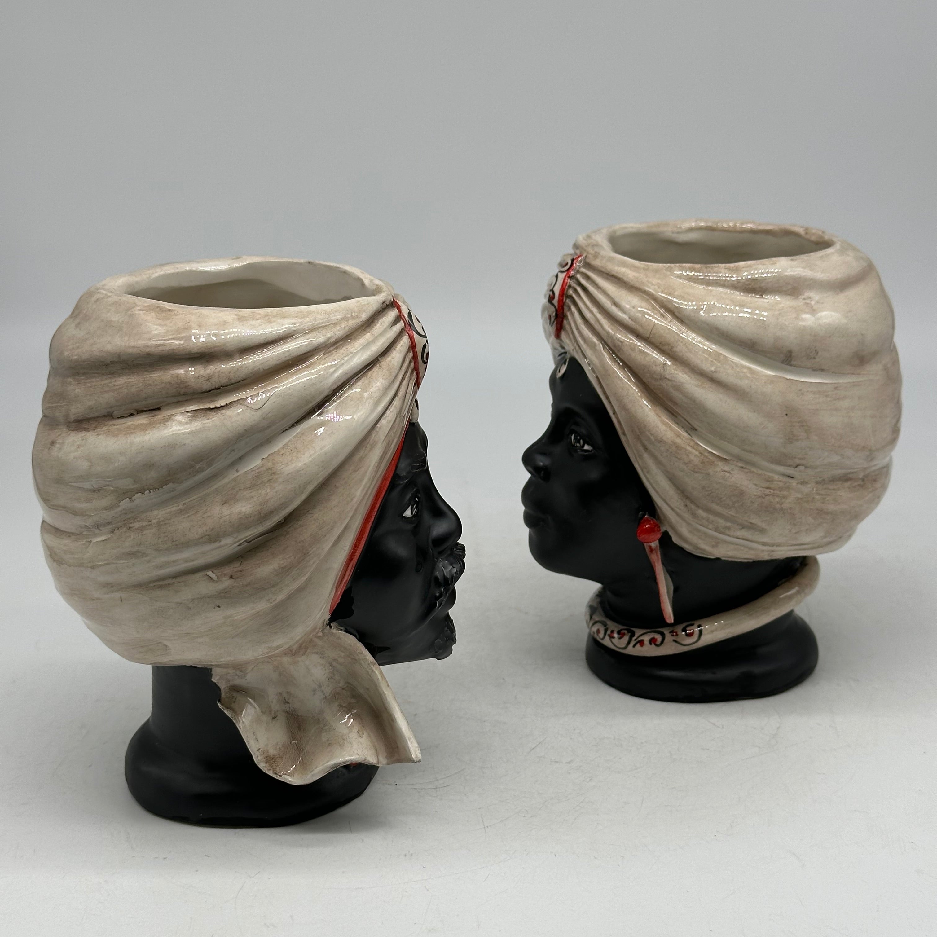 FINE SERIE - Coppia Teste di Moro Atena MINI Ceramica Caltagirone cm H.15 L.11 Artigianale Ecru Opaco Rosso - TESTE