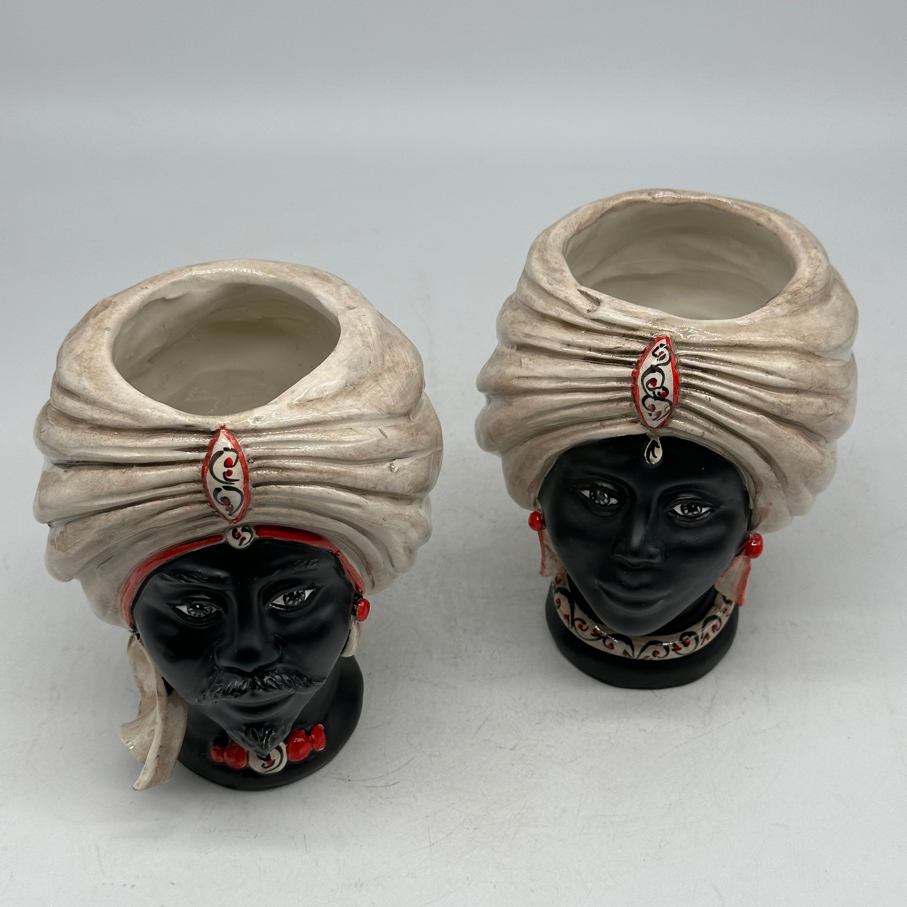 FINE SERIE - Coppia Teste di Moro Atena MINI Ceramica Caltagirone cm H.15 L.11 Artigianale Ecru Opaco Rosso - TESTE