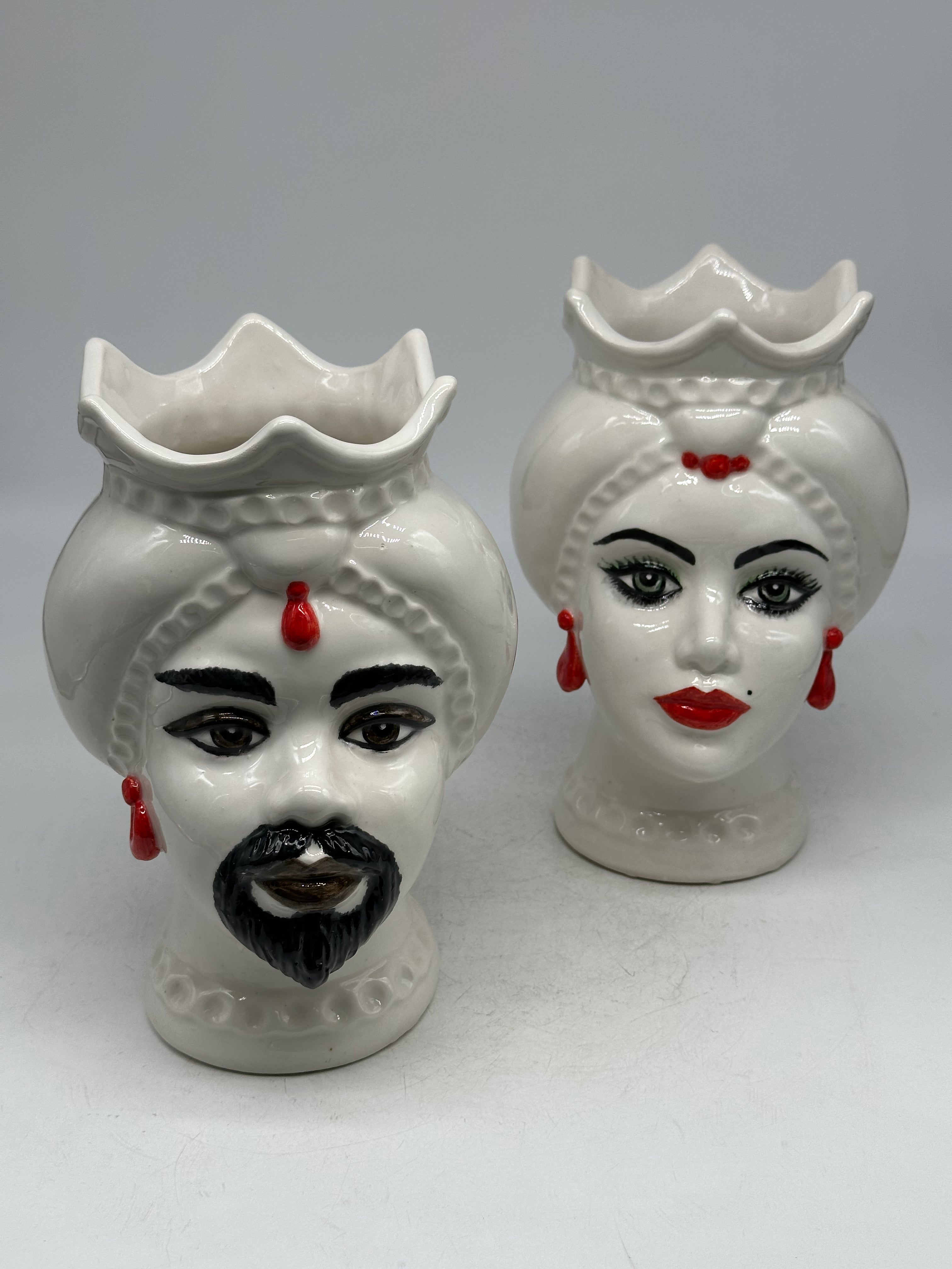 FINE SERIE - Coppia Teste di Moro Luis Ceramica Caltagirone cm H.22 L.15 Artigianale Bianco Rosso - TESTE DI MORO
