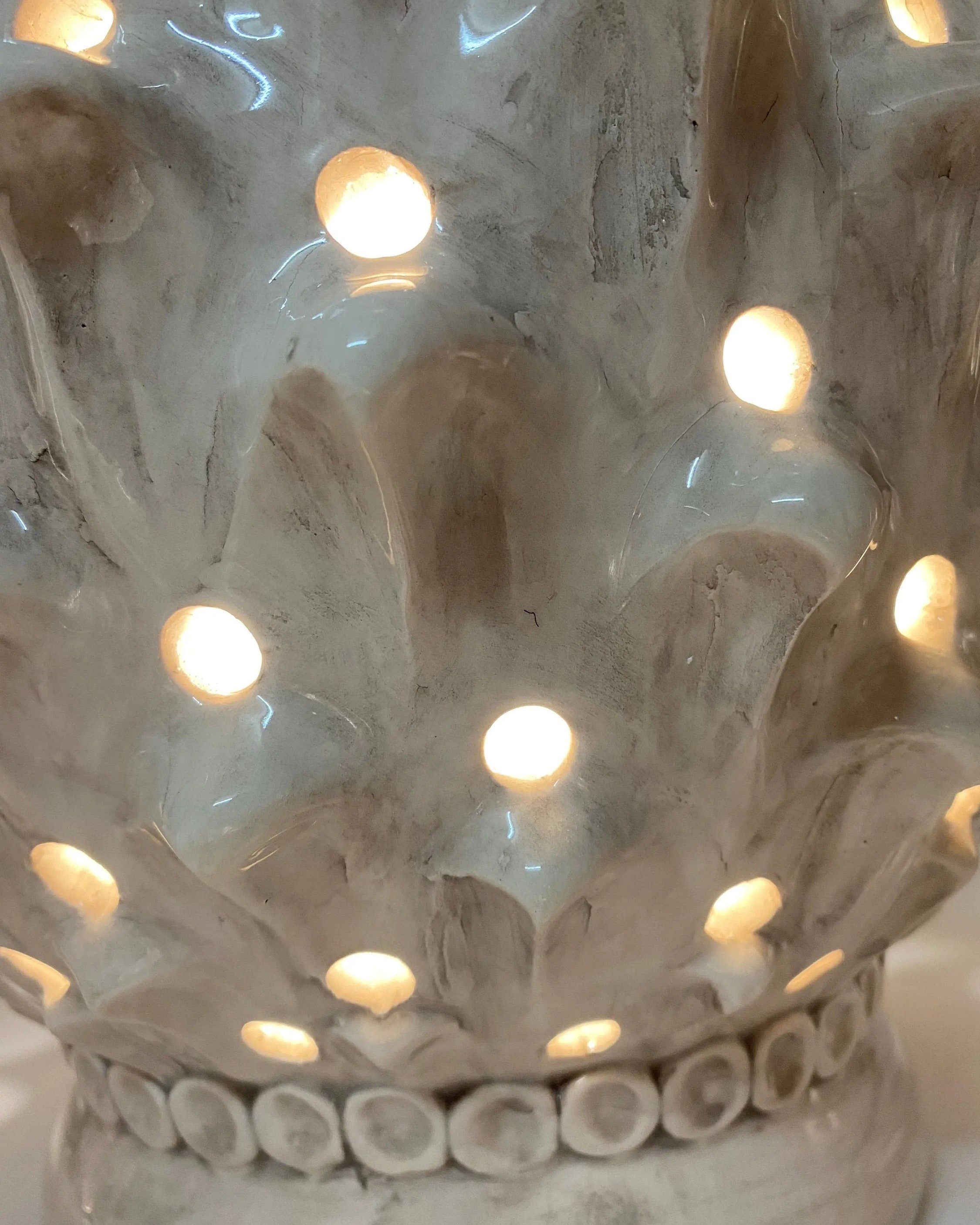 Lampada Pigna traforata Ceramica Caltagirone cm H.47 L.30 Artigianale Ghiaccio DD CERAMICHE SICILIANE