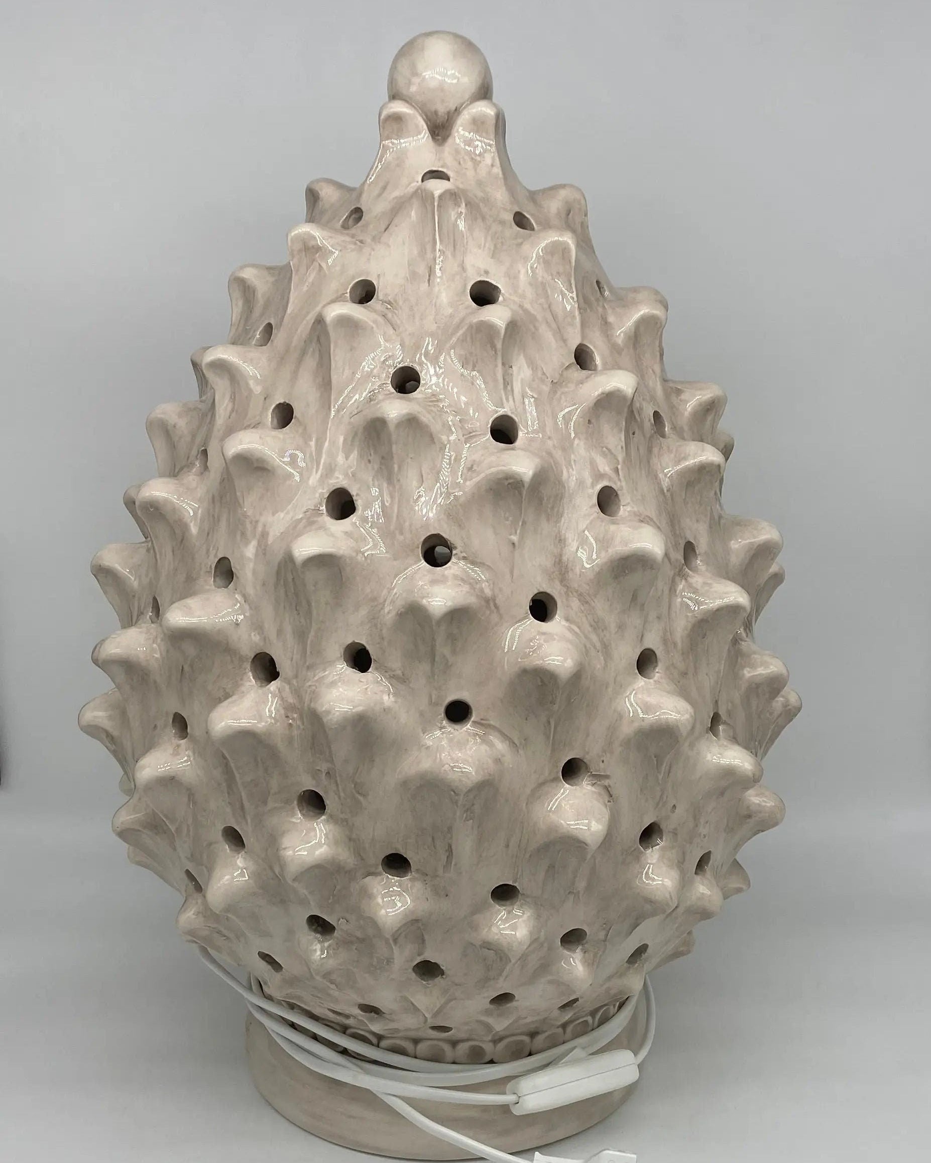 Lampada Pigna traforata Ceramica Caltagirone cm H.47 L.30 Artigianale Ghiaccio DD CERAMICHE SICILIANE