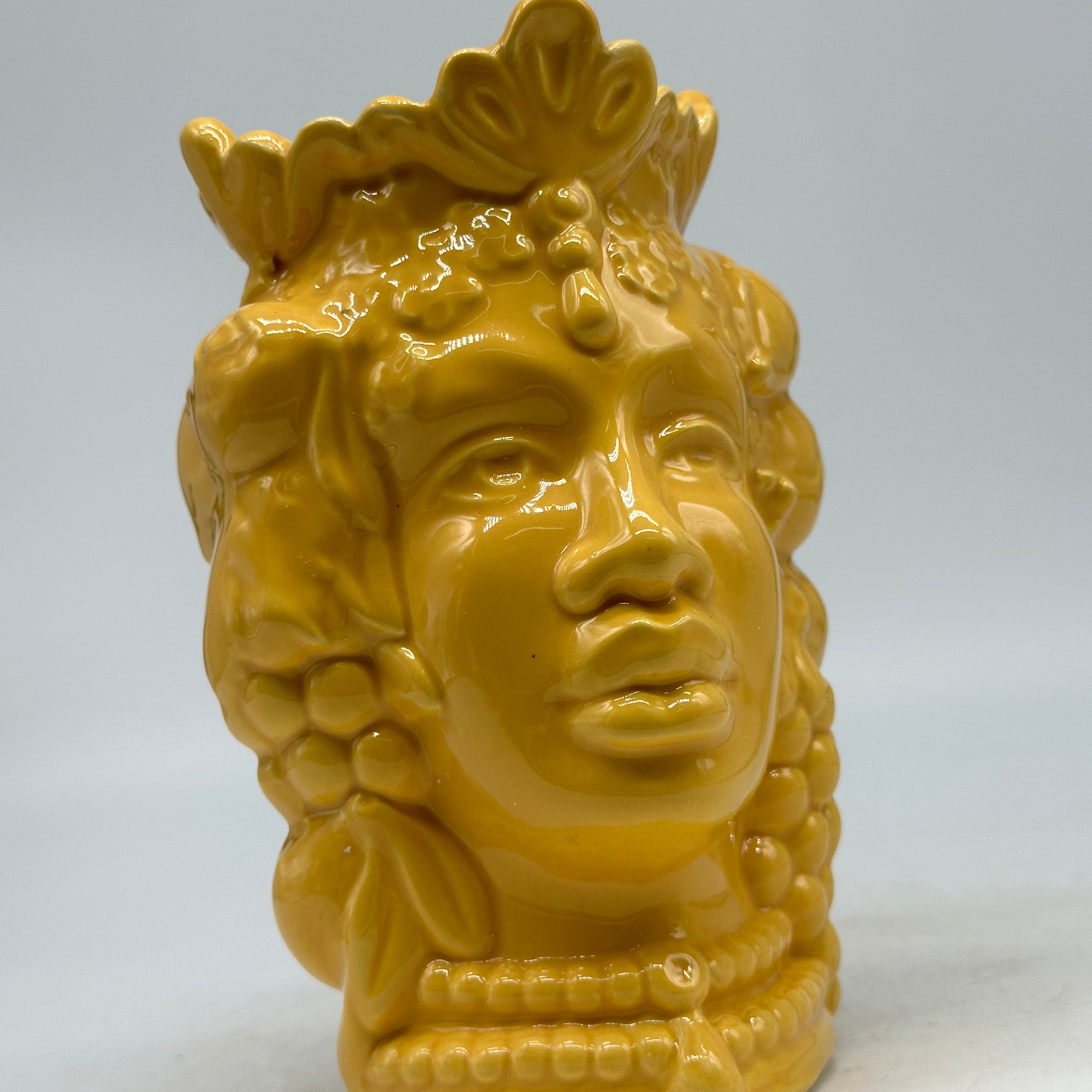 FINE SERIE - Testa di Moro Afro Frutta Donna Ceramica Caltagirone cm H.18 L.12 Artigianale Giallo - TESTE DI MORO
