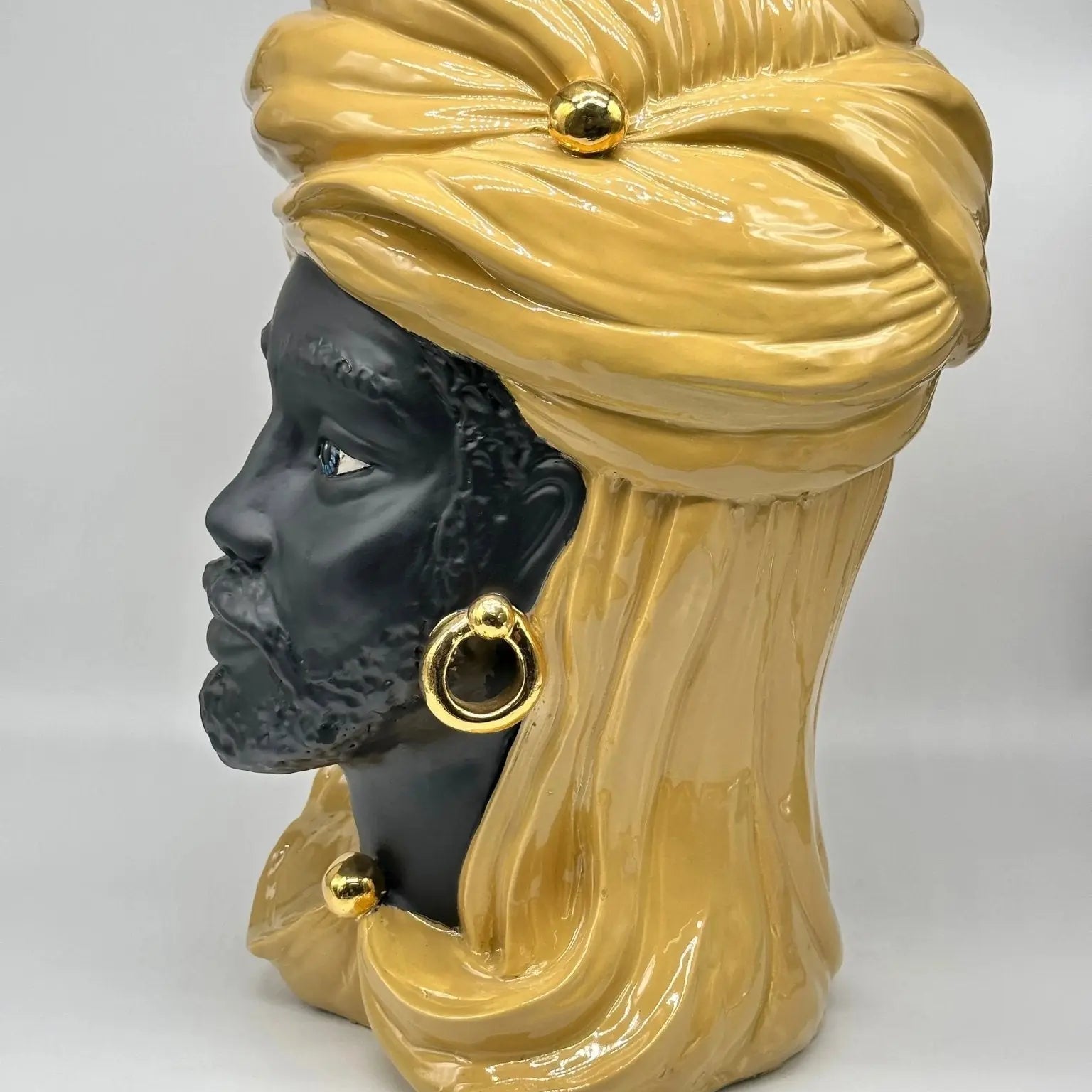 FINE SERIE - Testa di Moro Anubi Ceramica Caltagirone cm H.40 L.25 Artigianale Senape Nero Oro - Uomo - TESTA DI MORO