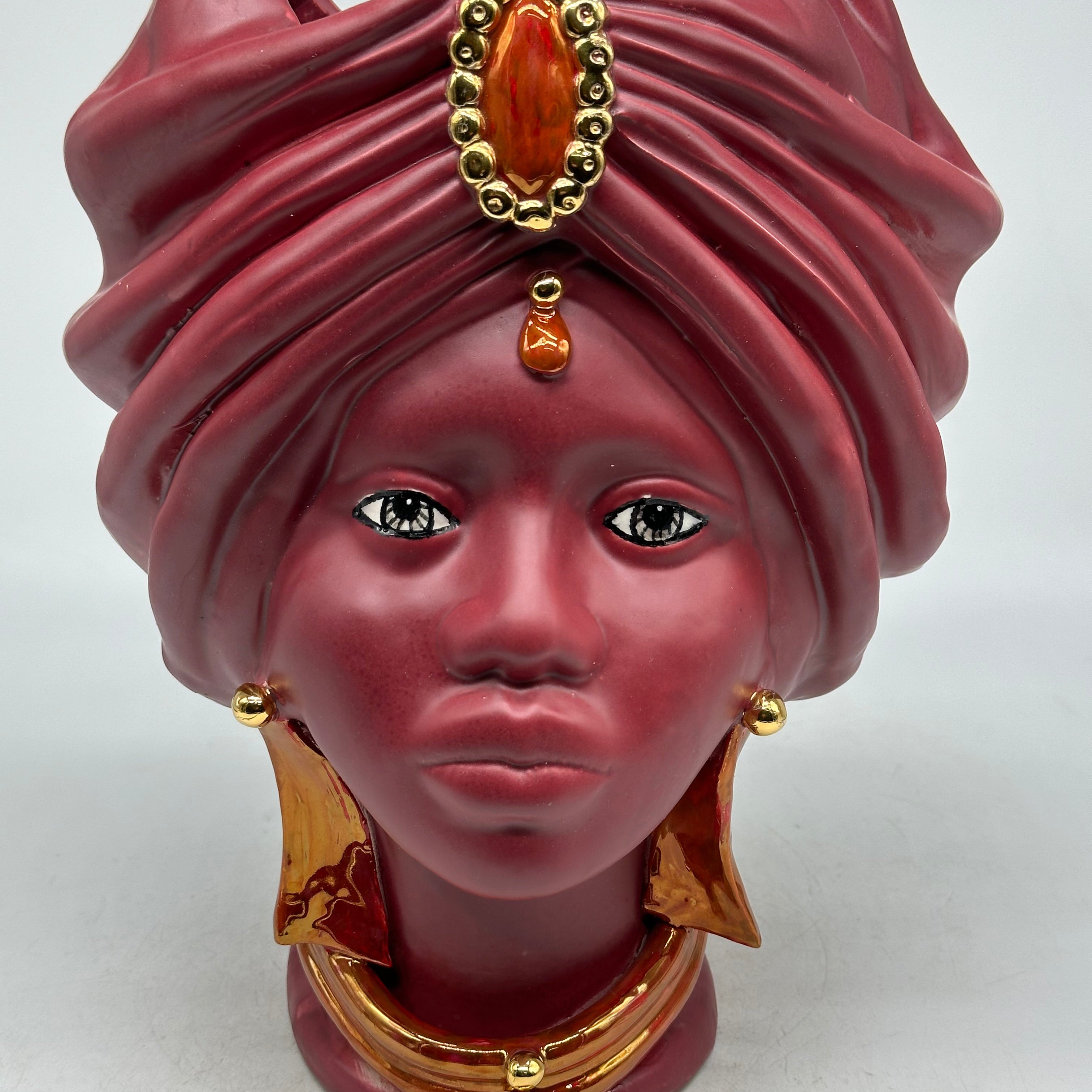 FINE SERIE - Testa di Moro Applique Atena Donna Ceramica Caltagirone cm H.30 L.23 Artigianale Bordeaux - TESTE DI MORO