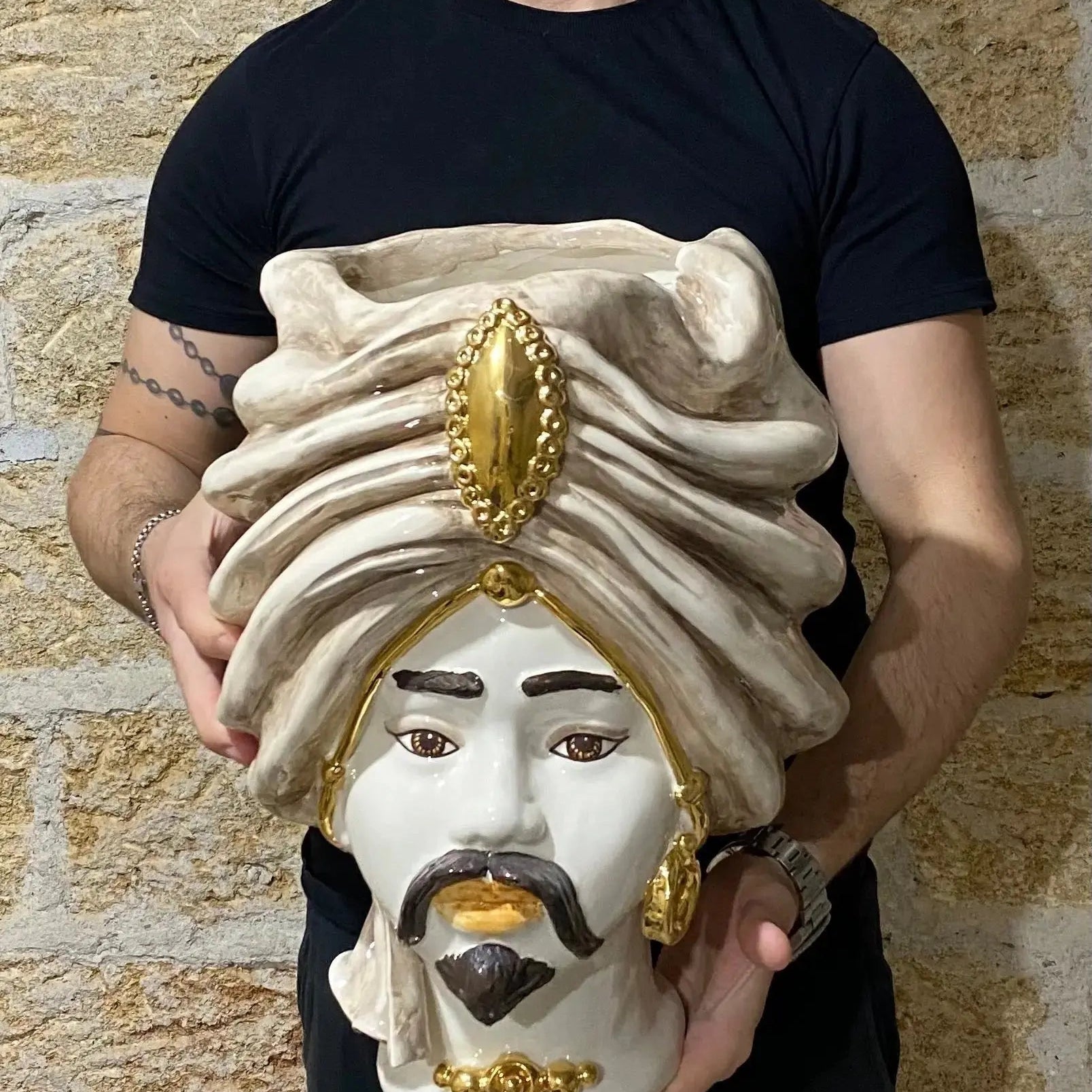 FINE SERIE - Testa di Moro Atena Ceramica Caltagirone cm H.40 L.28 Artigianale Écru Beige Oro - Uomo - TESTA DI MORO