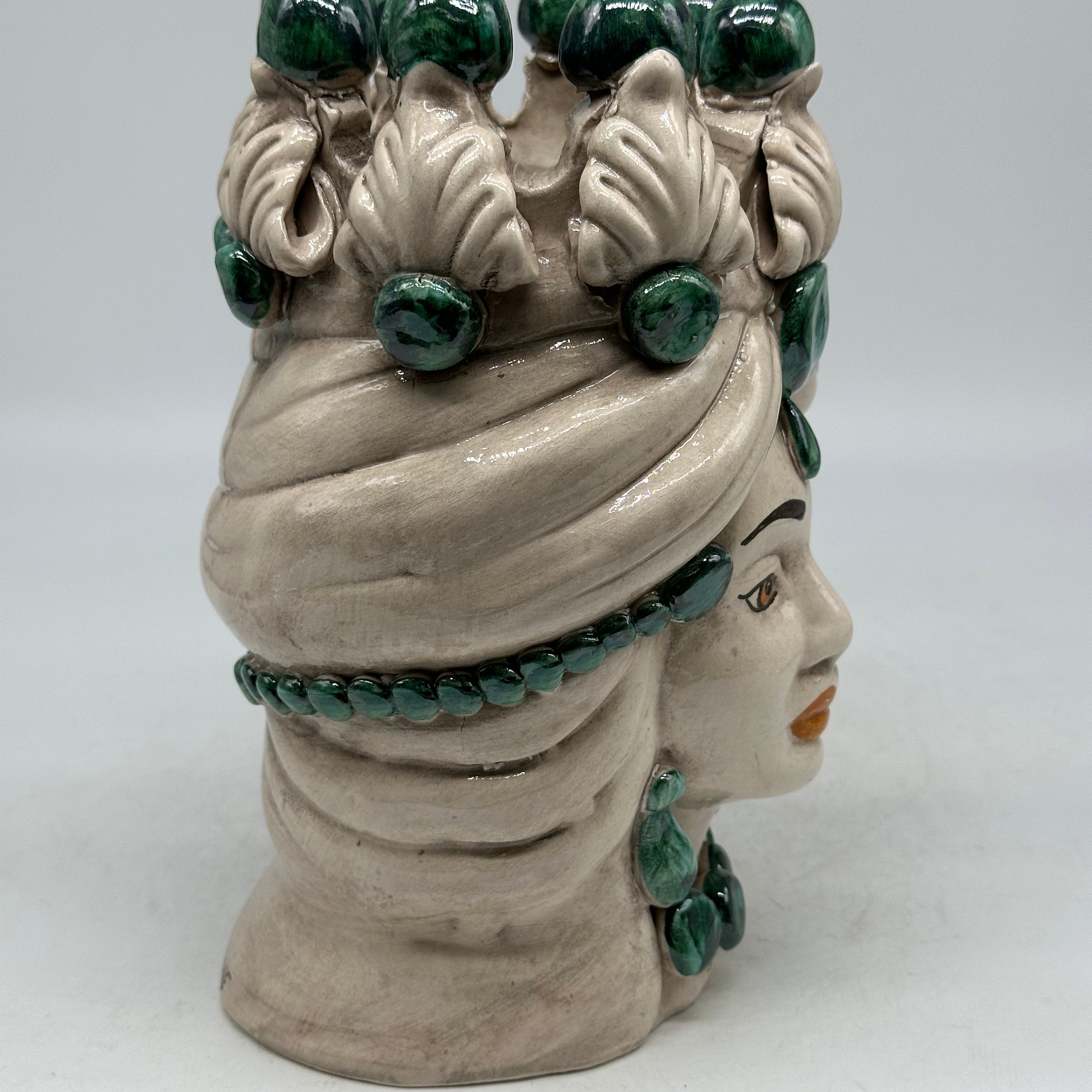 FINE SERIE - Testa di Moro Donna Corona Sfere Verde Ceramica Caltagirone cm H.20 L.12 Artigianale - TESTE DI MORO