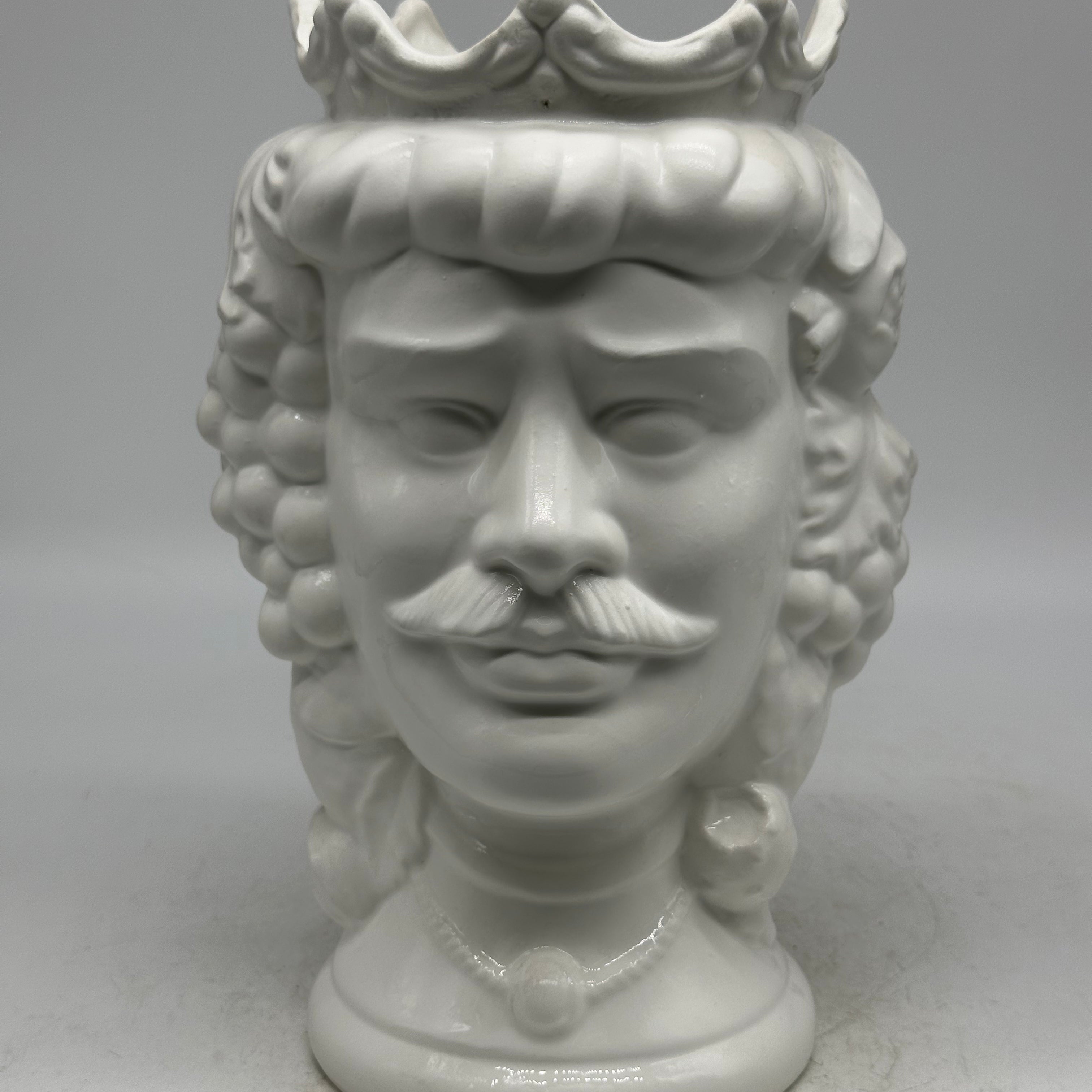 FINE SERIE - Testa di Moro Kalat Uomo Frutta Ceramica Caltagirone cm H.26 L.16 Artigianale Bianco Opaco - TESTE DI MORO