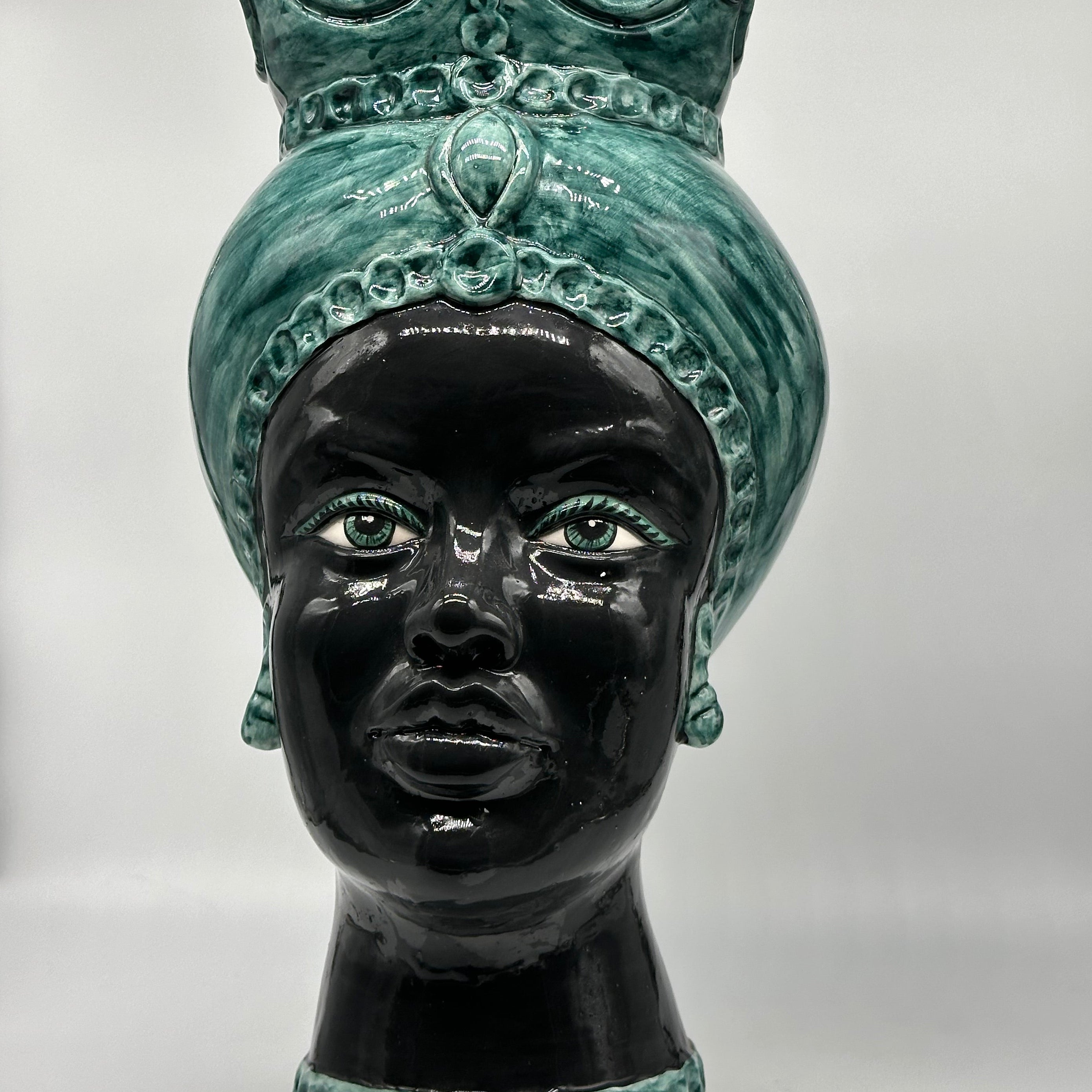 FINE SERIE - Testa di Moro Luis Ceramica Caltagirone cm H.44 L.23 Artigianale Turbante Verde Antico DONNA - Donna