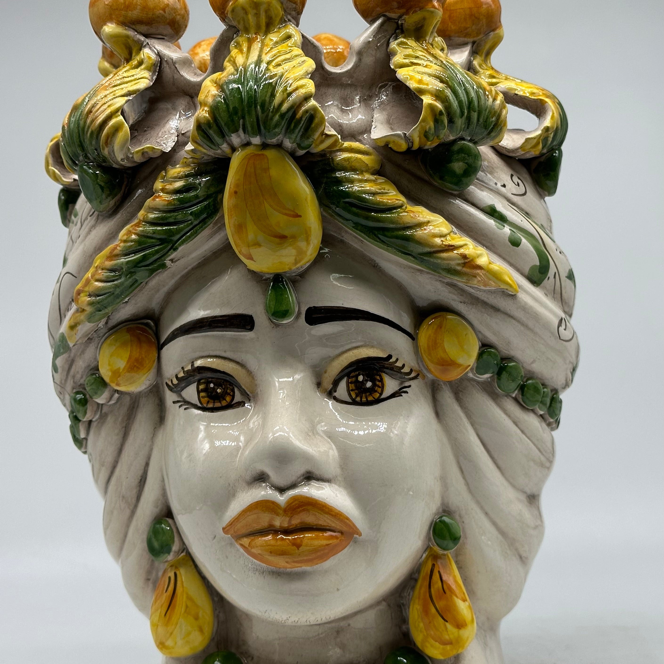 FINE SERIE - Testa di Moro Seicento Donna Ceramica Caltagirone cm H.30 L.20 Artigianale Verde Giallo - TESTE DI MORO