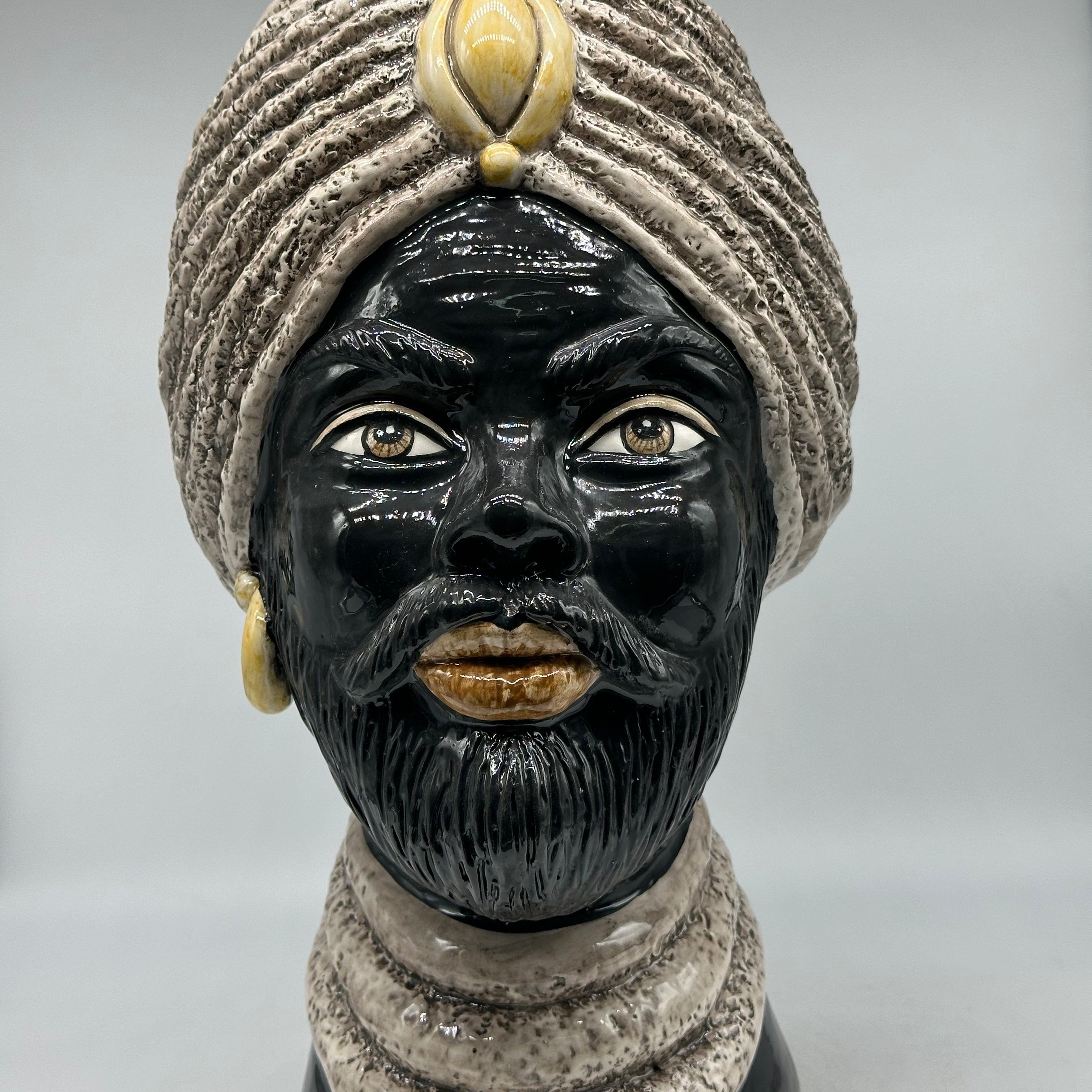 FINE SERIE - Testa di Moro Uomo Demetra Ceramica Caltagirone cm H.40 L.22 Artigianale Écru Giallo - Uomo - TESTE DI MORO