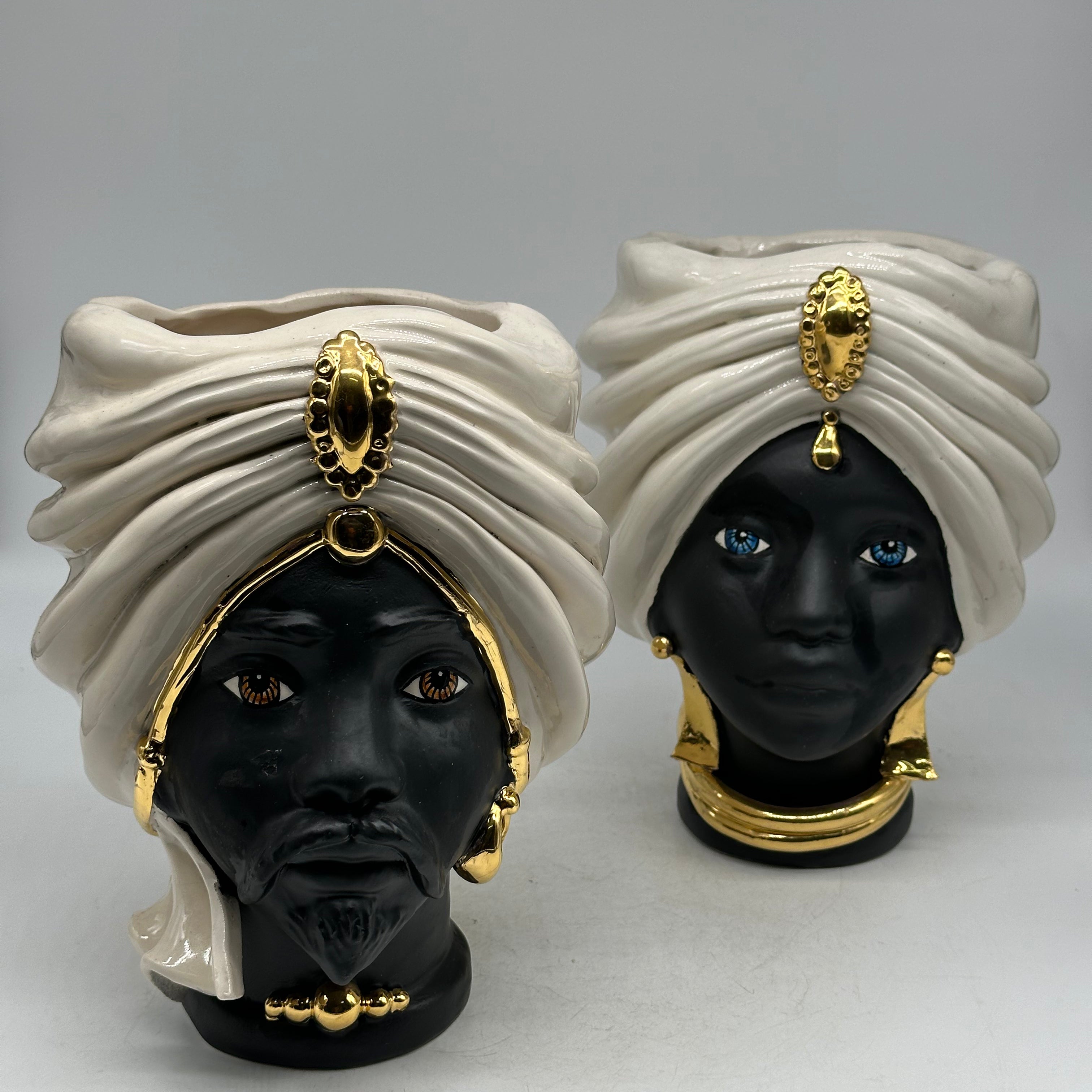 FINE SERIE - Teste di Moro Atena Ceramica Caltagirone cm H.24 L.18 Artigianale Bianco Nero Oro - TESTE DI MORO