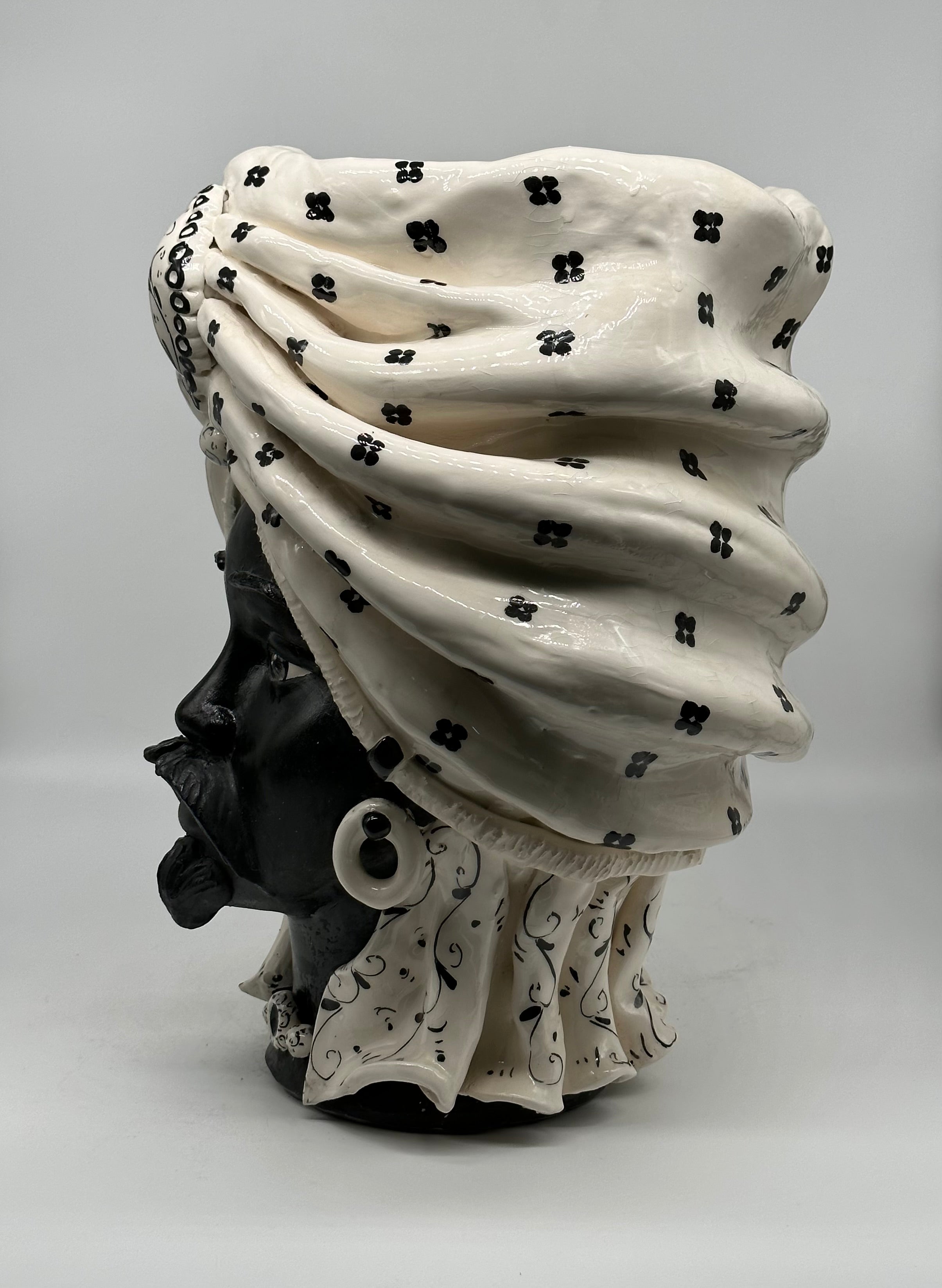 FINE SERIE - Teste di Moro Atena V.1 Ceramica Caltagirone cm H.40 L.28 Artigianale Bianco Pois Nero Opaco - TESTE