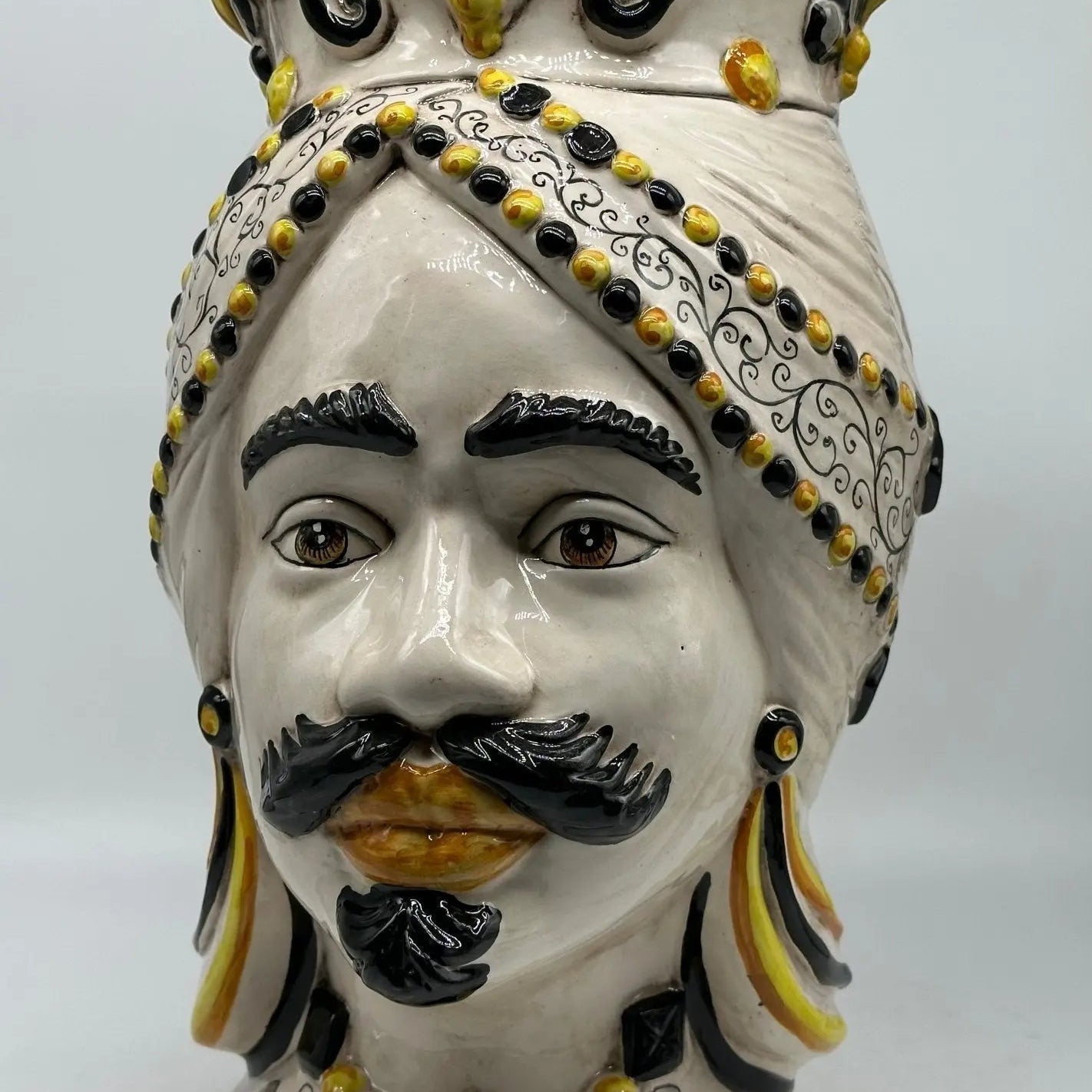 FINE SERIE - Teste di Moro Saturno Ceramica Caltagirone cm H.37 L.22 Artigianale Barocco Ocra Nero - TESTA DI MORO