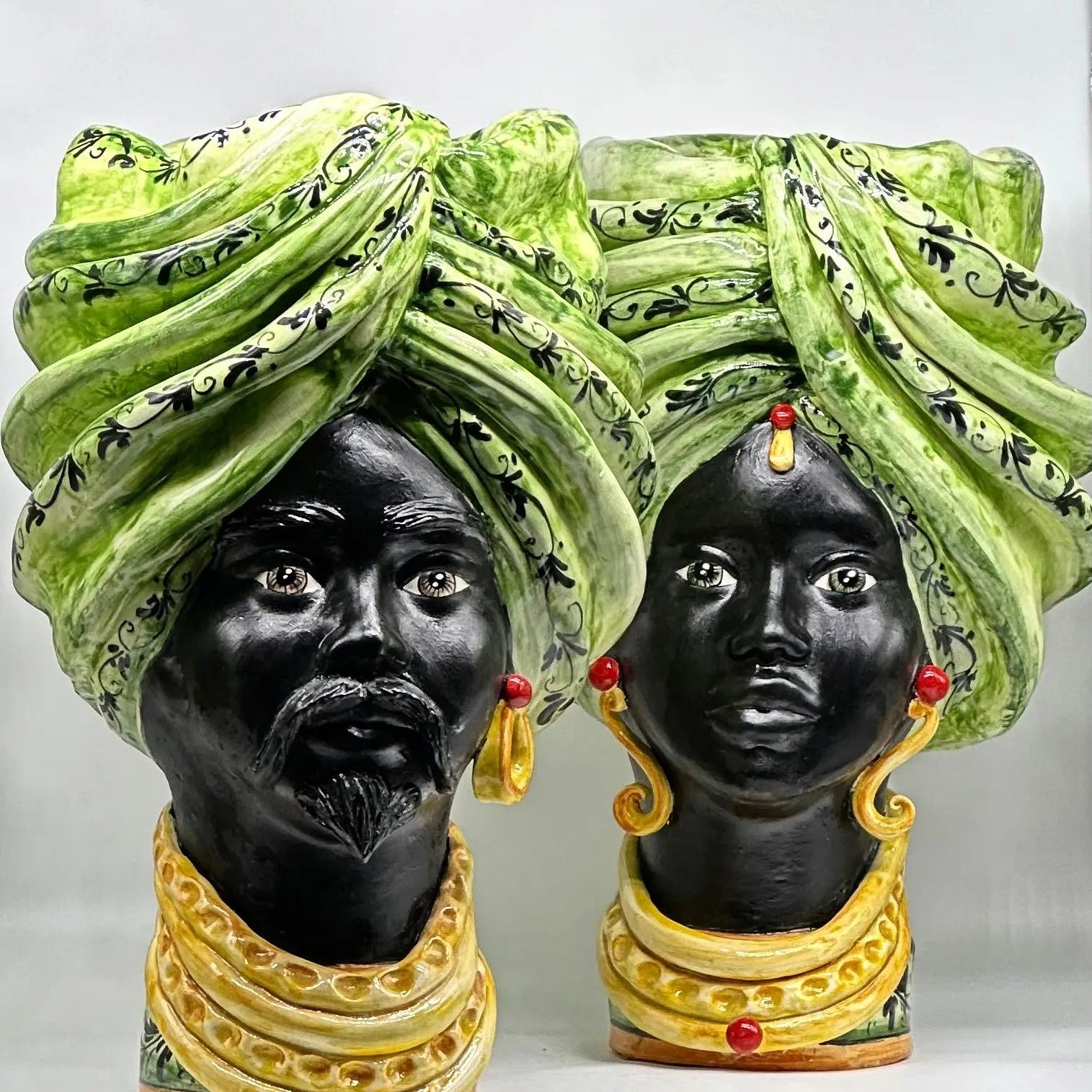 FINE SERIE - Teste di Moro Zeus Ceramica Caltagirone cm H.45 L.28 Artigianale Verde Nero DD CERAMICHE SICILIANE