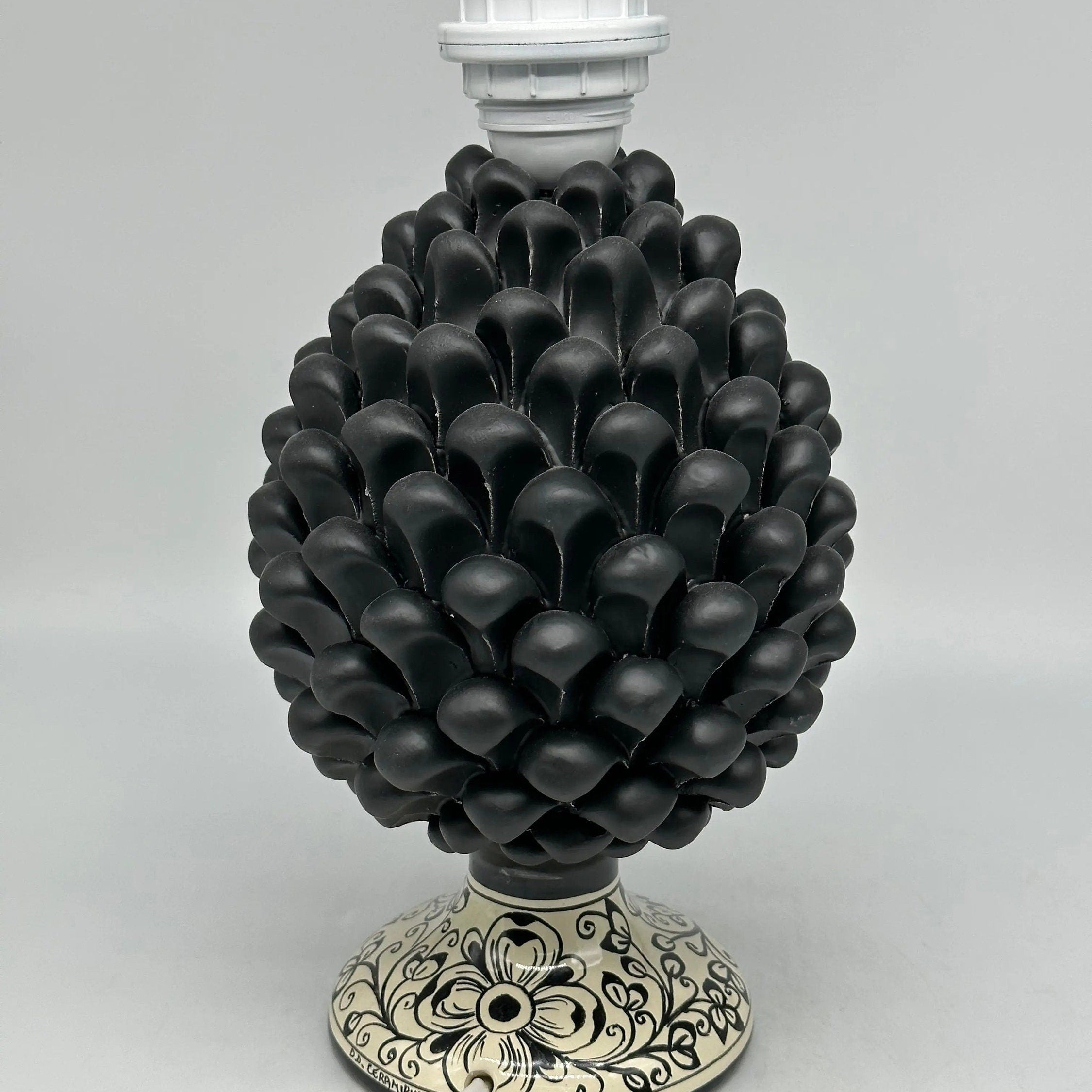 Lampada Pigna Ceramica Caltagirone cm H.25 Artigianale Nero Opaco Base Decorata DD CERAMICHE SICILIANE