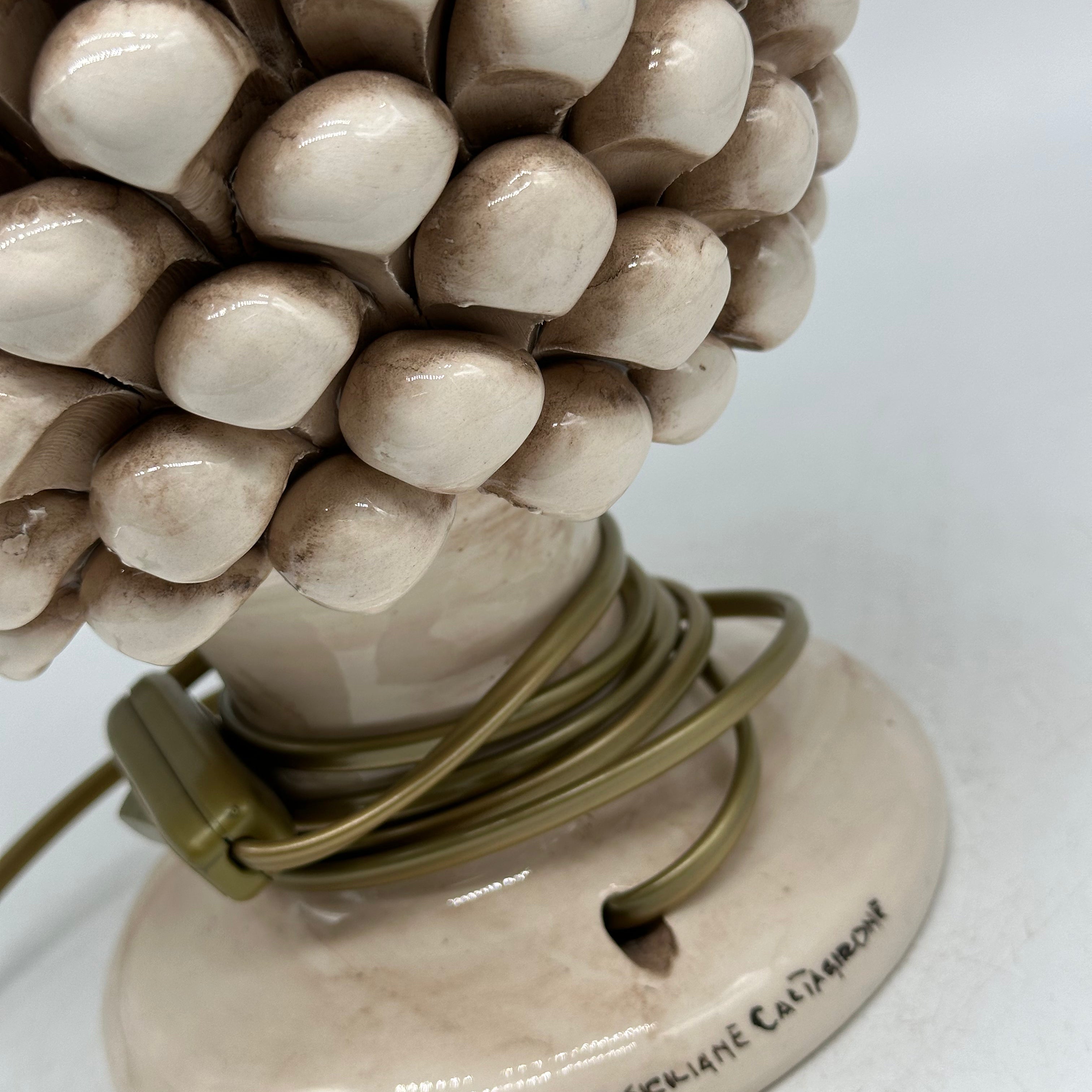 Lampada Pigna Ceramica Caltagirone cm H.30 Artigianale Beige - LAMPADE