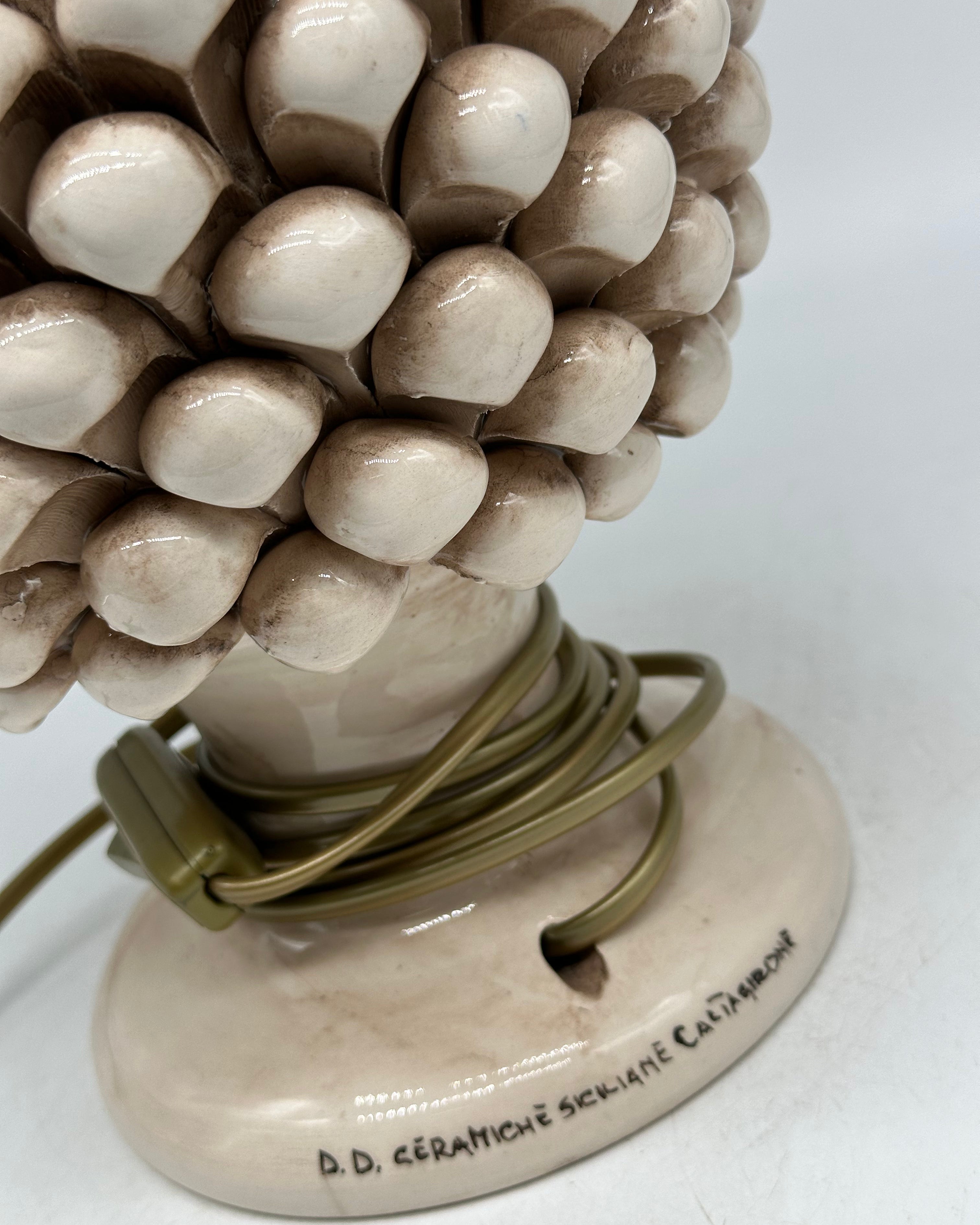 Lampada Pigna Ceramica Caltagirone cm H.30 Artigianale Beige - LAMPADE