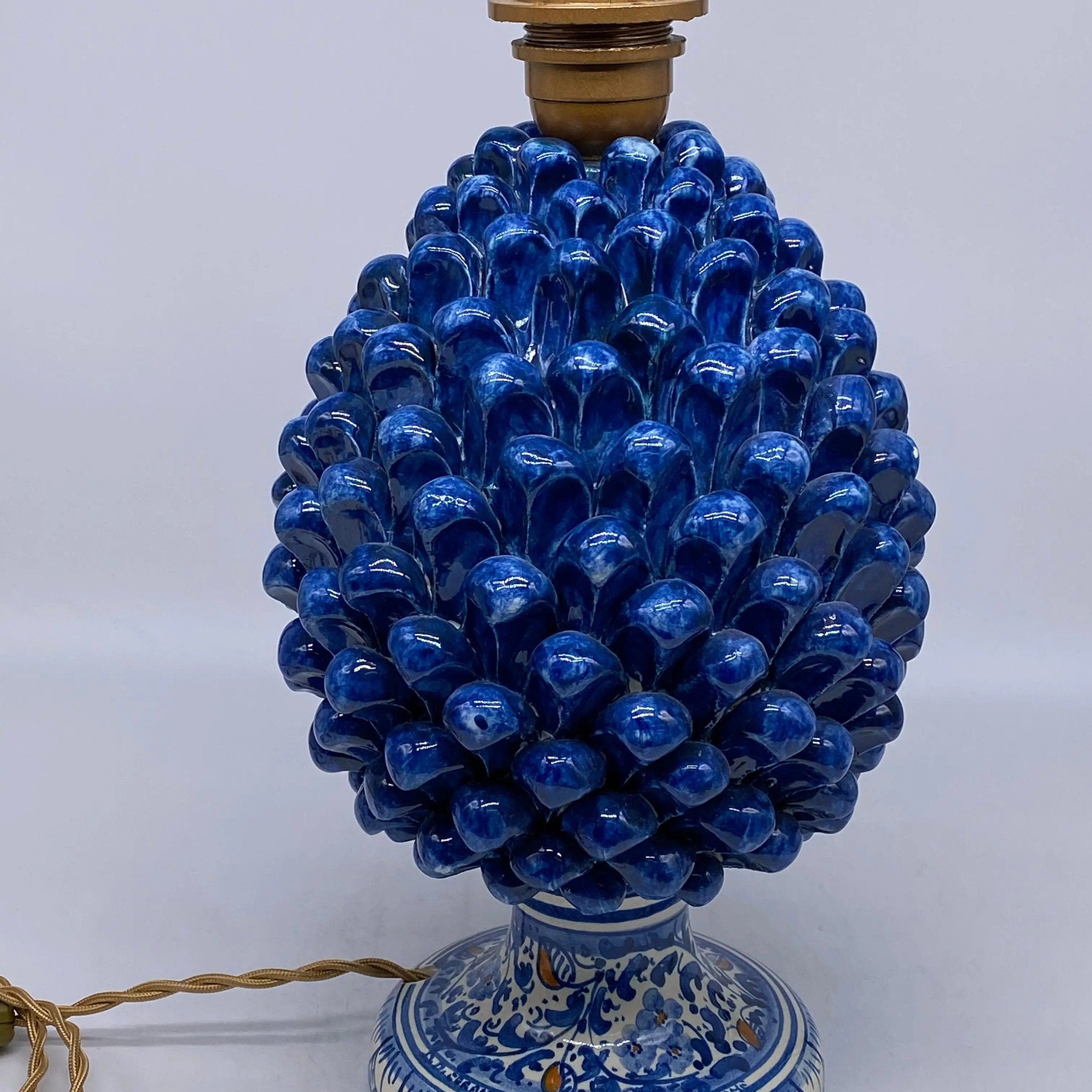 Lampada Pigna Ceramica Caltagirone cm H.30 Artigianale Blu Antico Base Decorata DD CERAMICHE SICILIANE