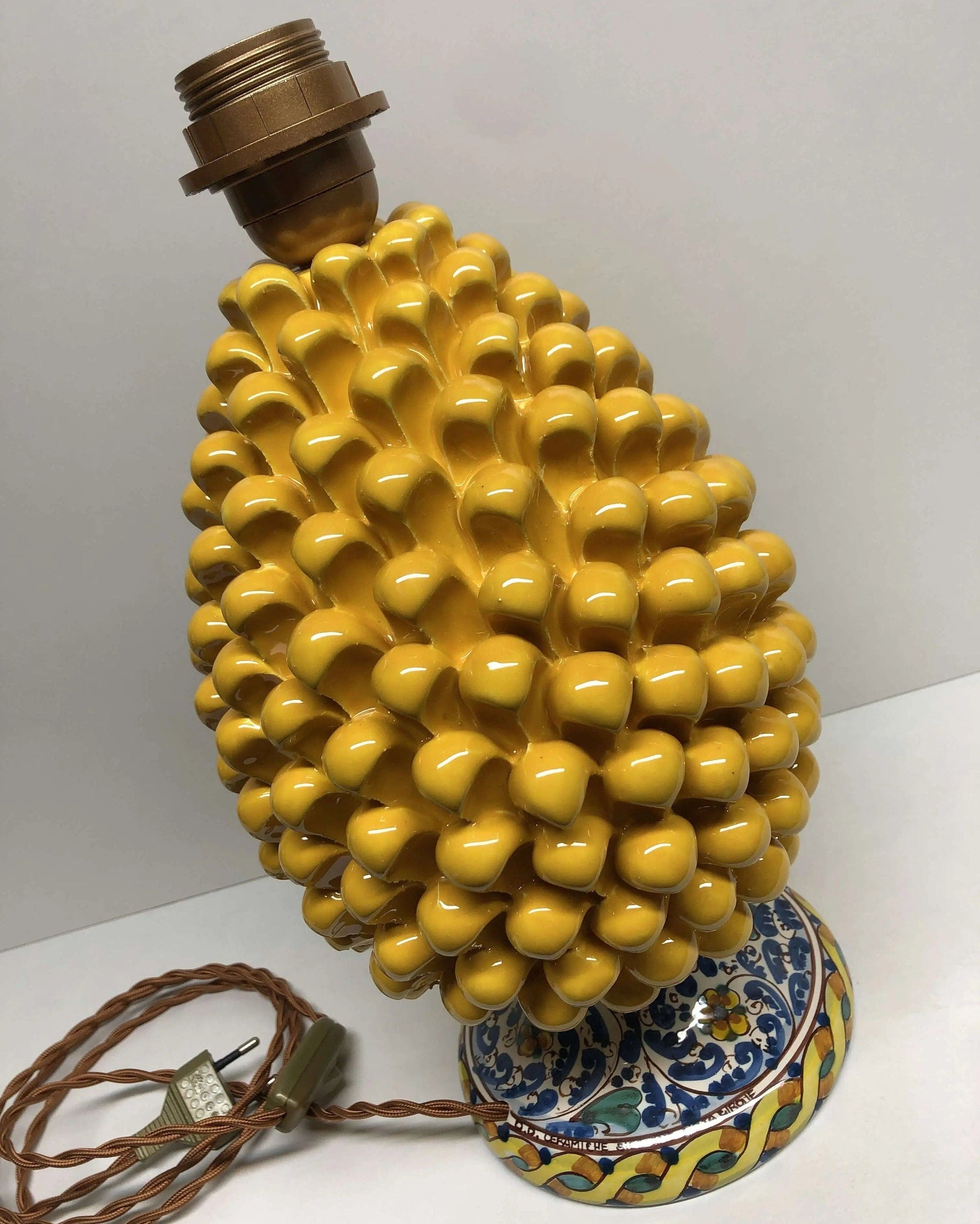 Lampada Pigna Ceramica Caltagirone cm H.30 Artigianale Giallo Base Decorata DD CERAMICHE SICILIANE
