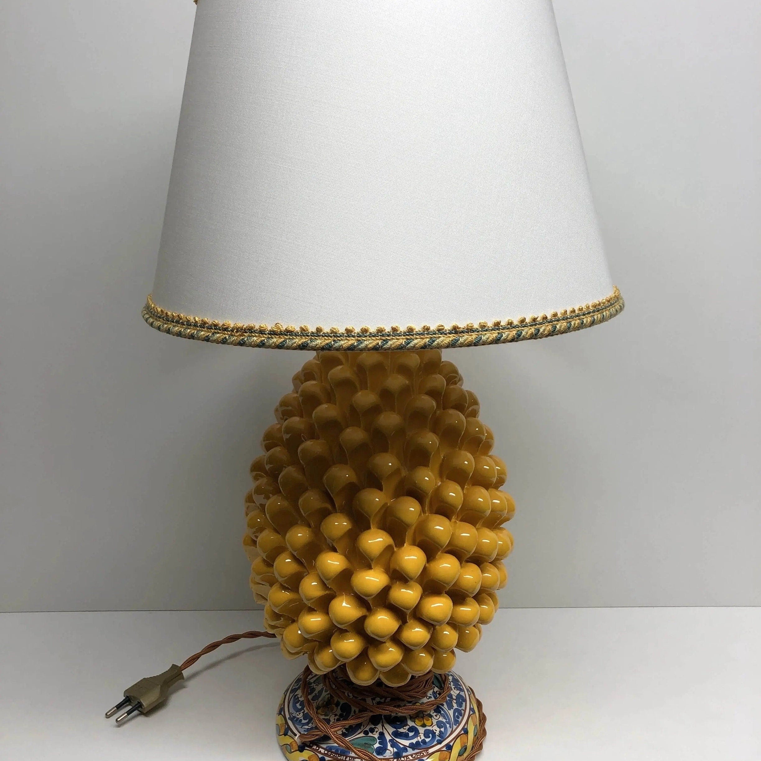 Lampada Pigna Ceramica Caltagirone cm H.30 Artigianale Giallo Base Decorata DD CERAMICHE SICILIANE
