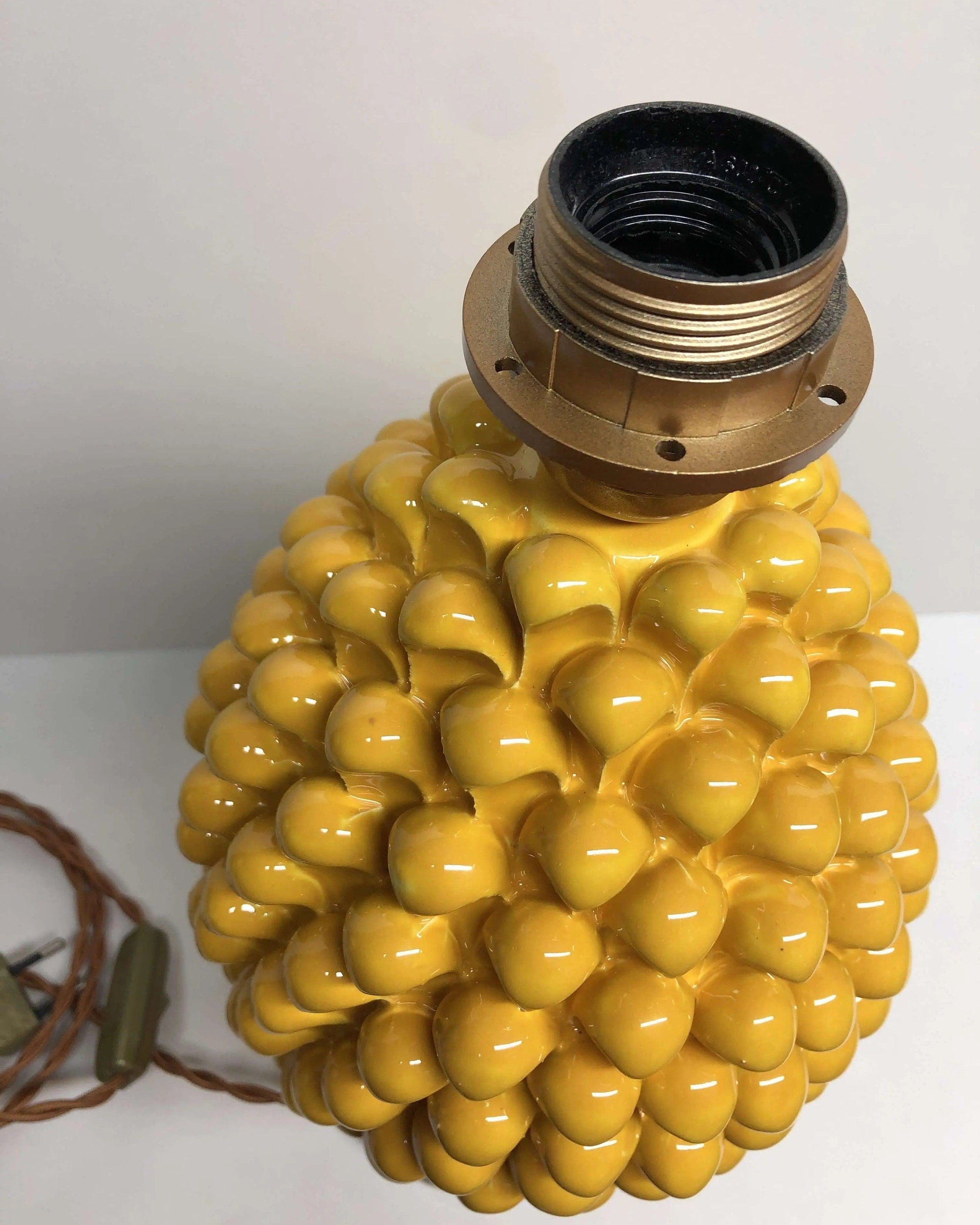 Lampada Pigna Ceramica Caltagirone cm H.30 Artigianale Giallo Base Decorata DD CERAMICHE SICILIANE