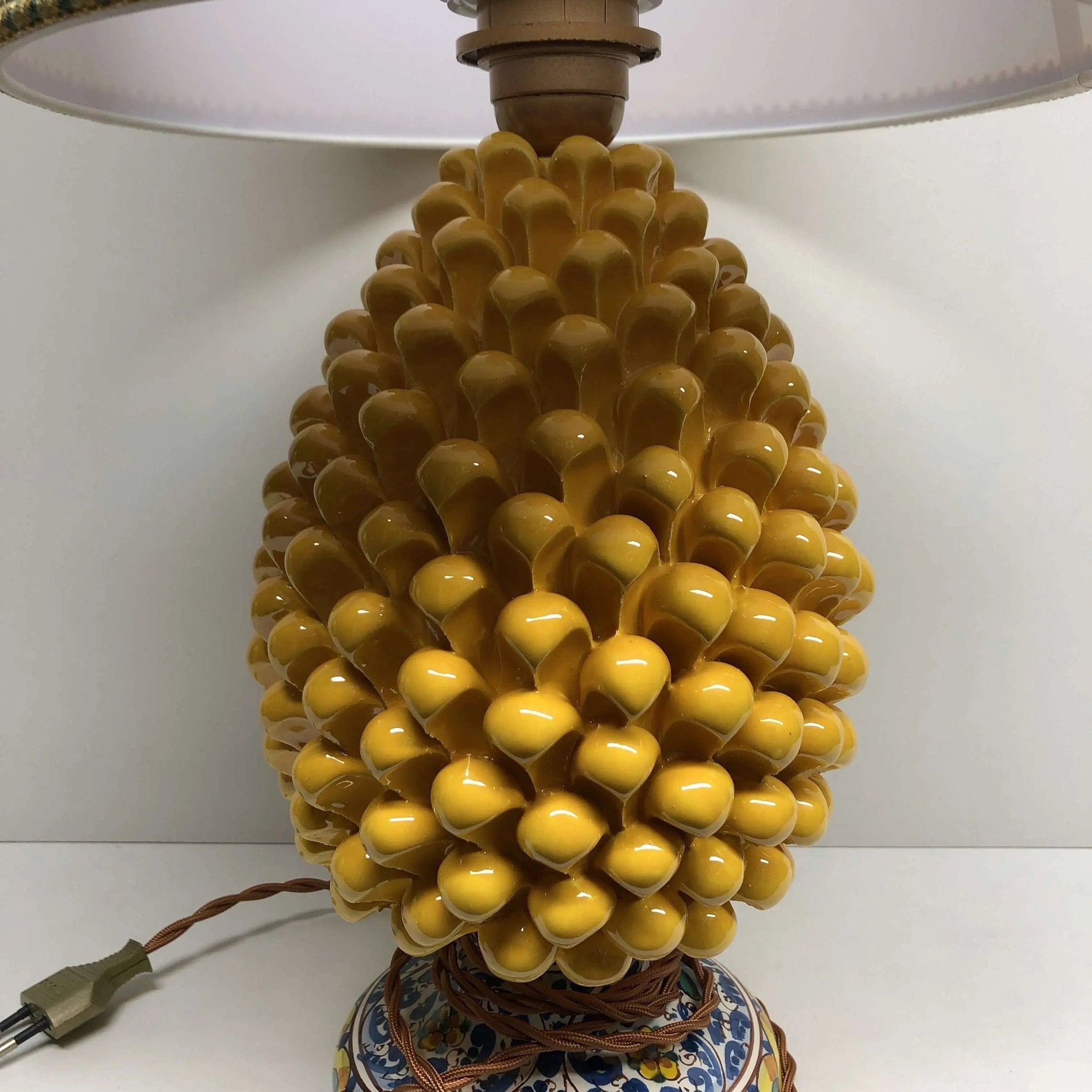 Lampada Pigna Ceramica Caltagirone cm H.30 Artigianale Giallo Base Decorata DD CERAMICHE SICILIANE