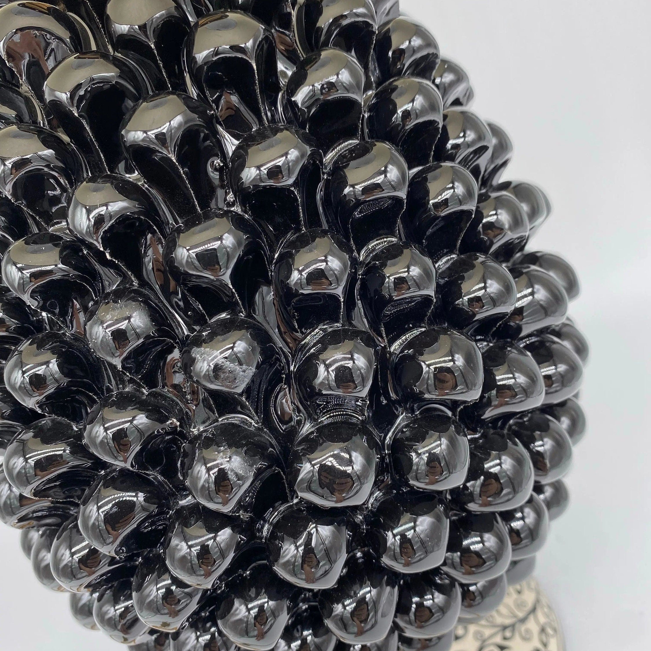 Lampada Pigna Ceramica Caltagirone cm H.30 Artigianale Nero Base Decorata DD CERAMICHE SICILIANE