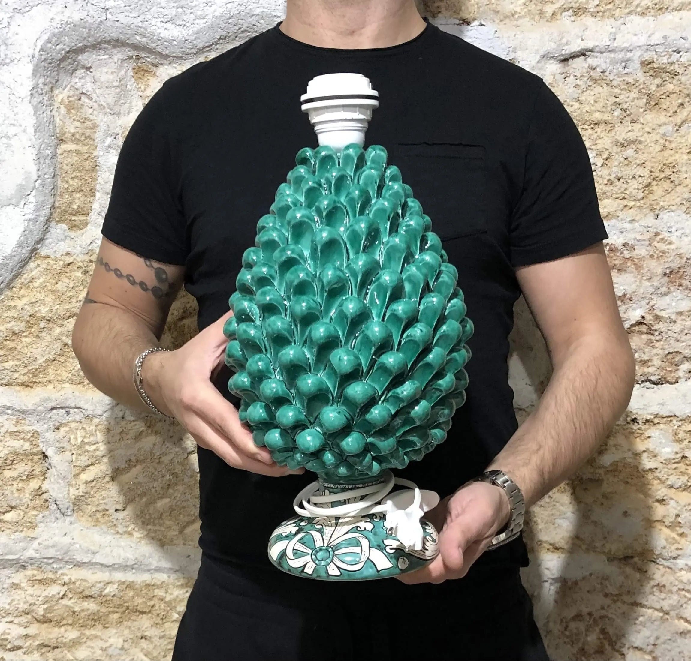 Lampada Pigna Ceramica Caltagirone cm H.30 Artigianale Verde Cristallo Base Decorata DD CERAMICHE SICILIANE