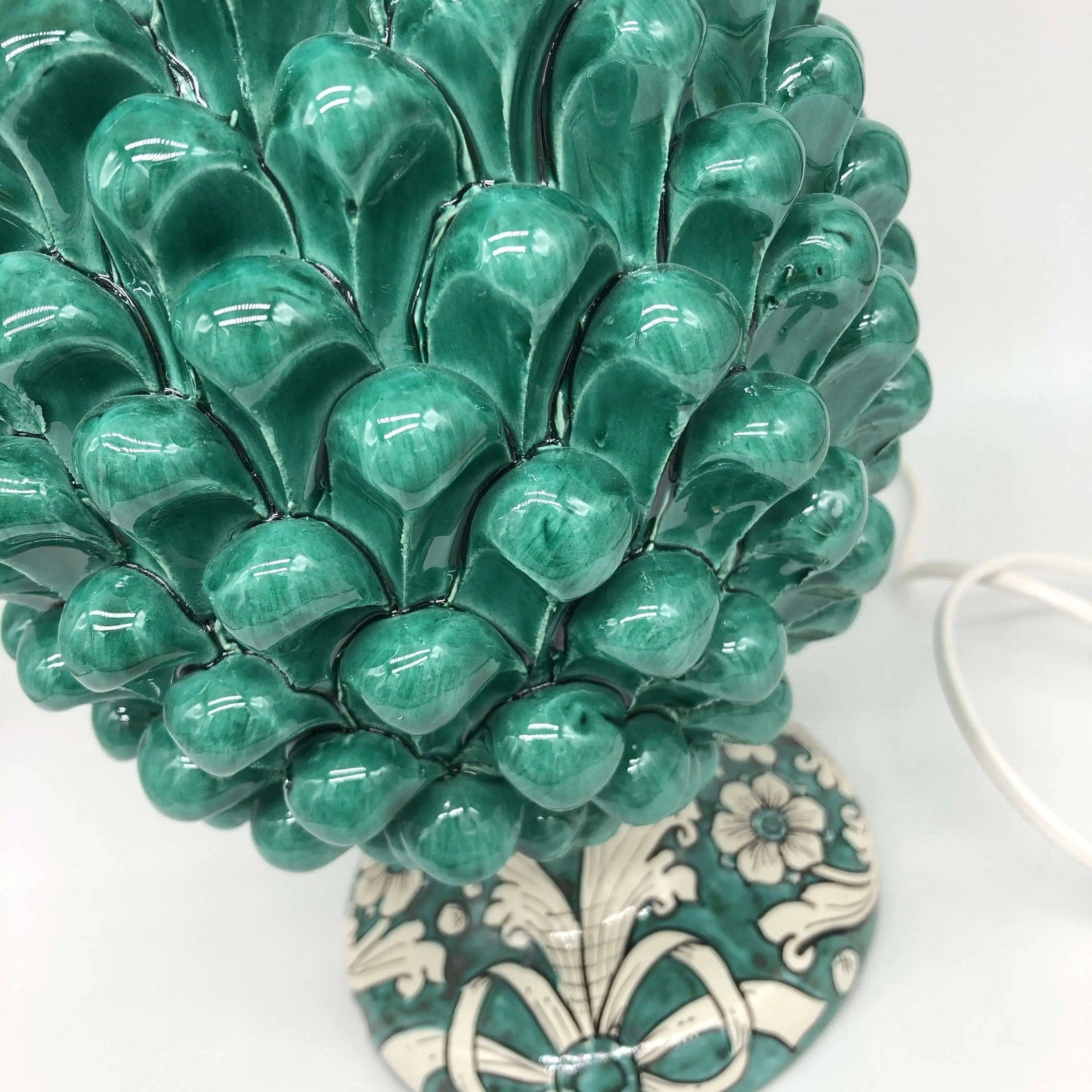 Lampada Pigna Ceramica Caltagirone cm H.30 Artigianale Verde Cristallo Base Decorata DD CERAMICHE SICILIANE