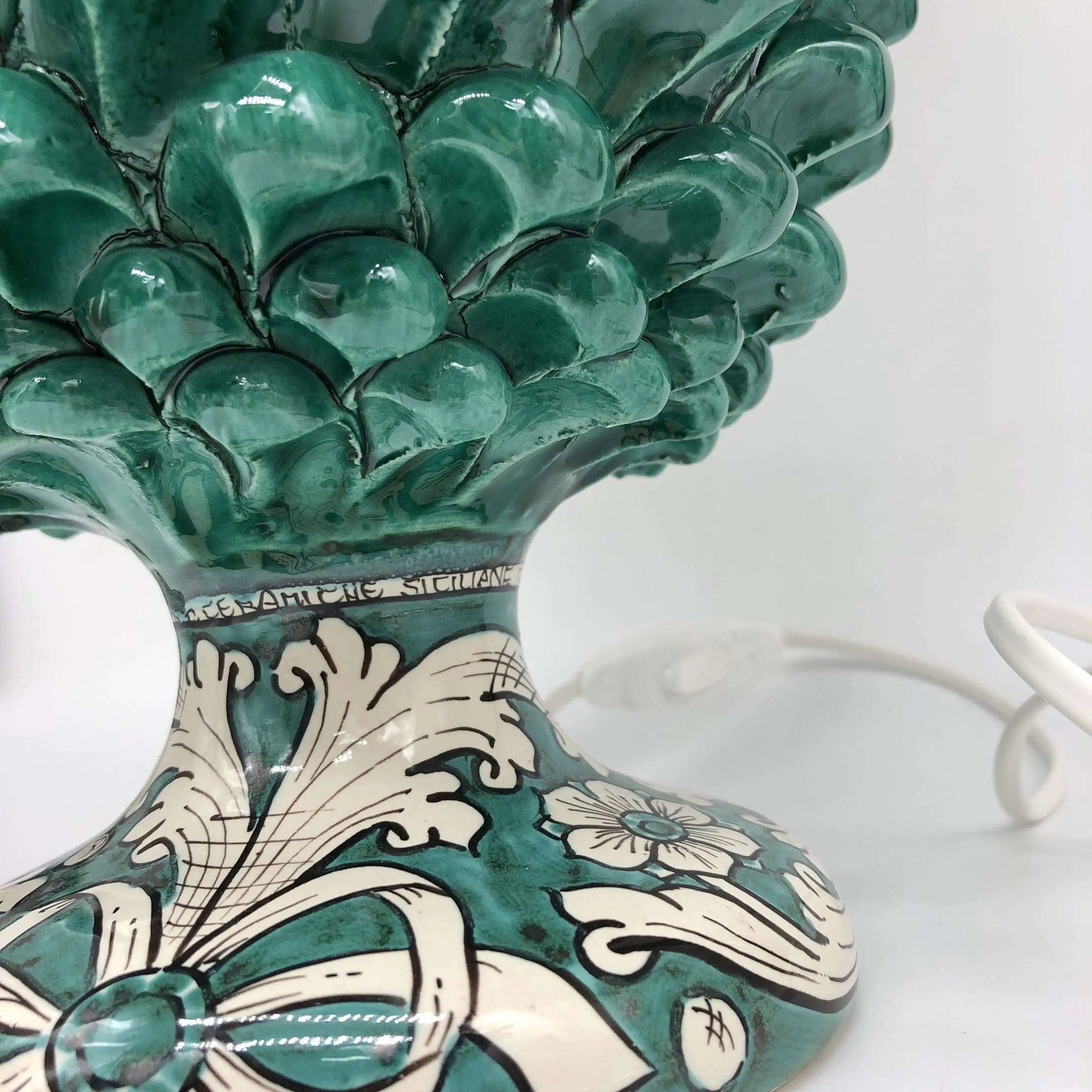 Lampada Pigna Ceramica Caltagirone cm H.30 Artigianale Verde Cristallo Base Decorata DD CERAMICHE SICILIANE