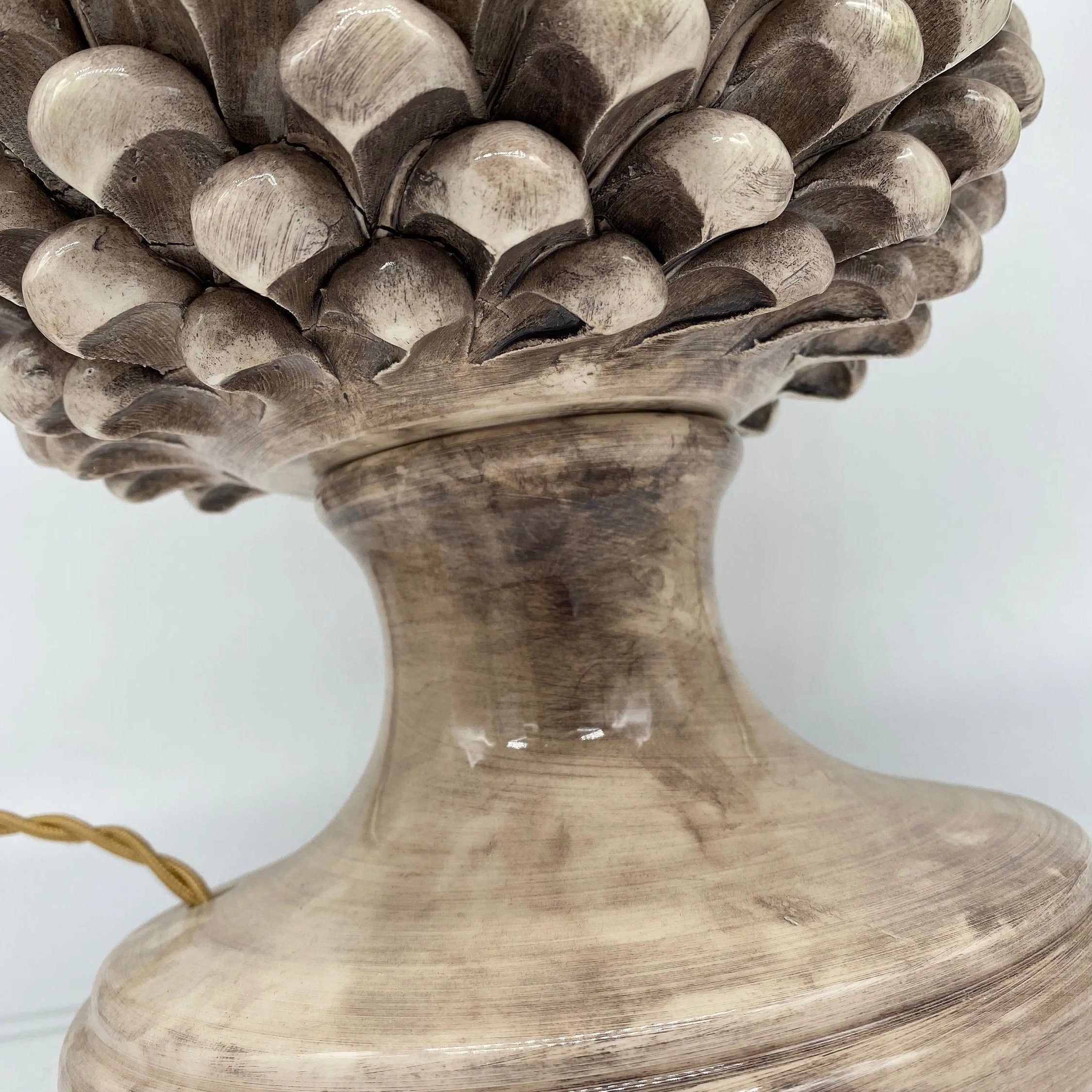 Lampada Pigna Ceramica Caltagirone cm H.40 Artigianale Beige Écru DD CERAMICHE SICILIANE