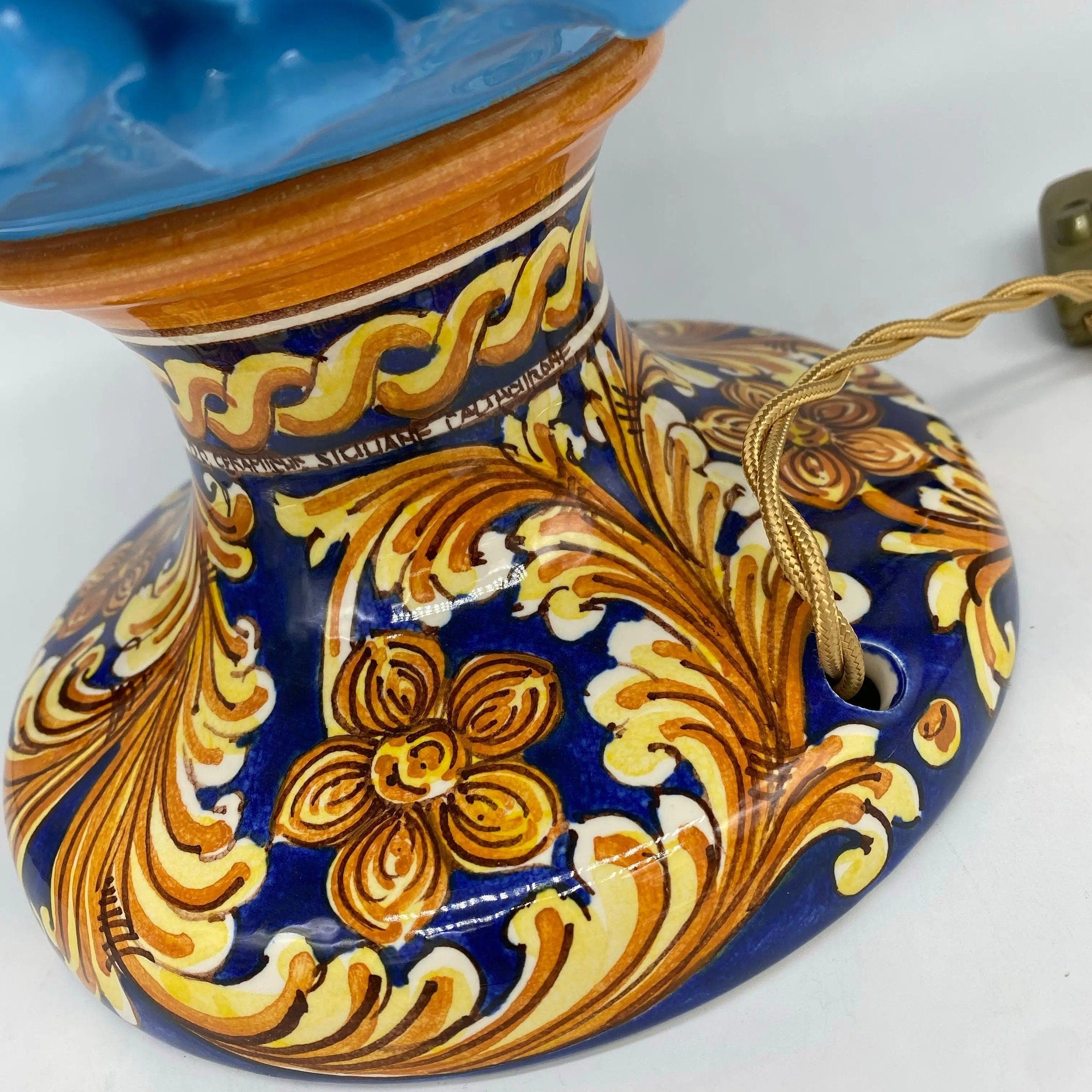 Lampada Pigna Ceramica Caltagirone cm H.40 Artigianale Celeste Base Decorata DD CERAMICHE SICILIANE