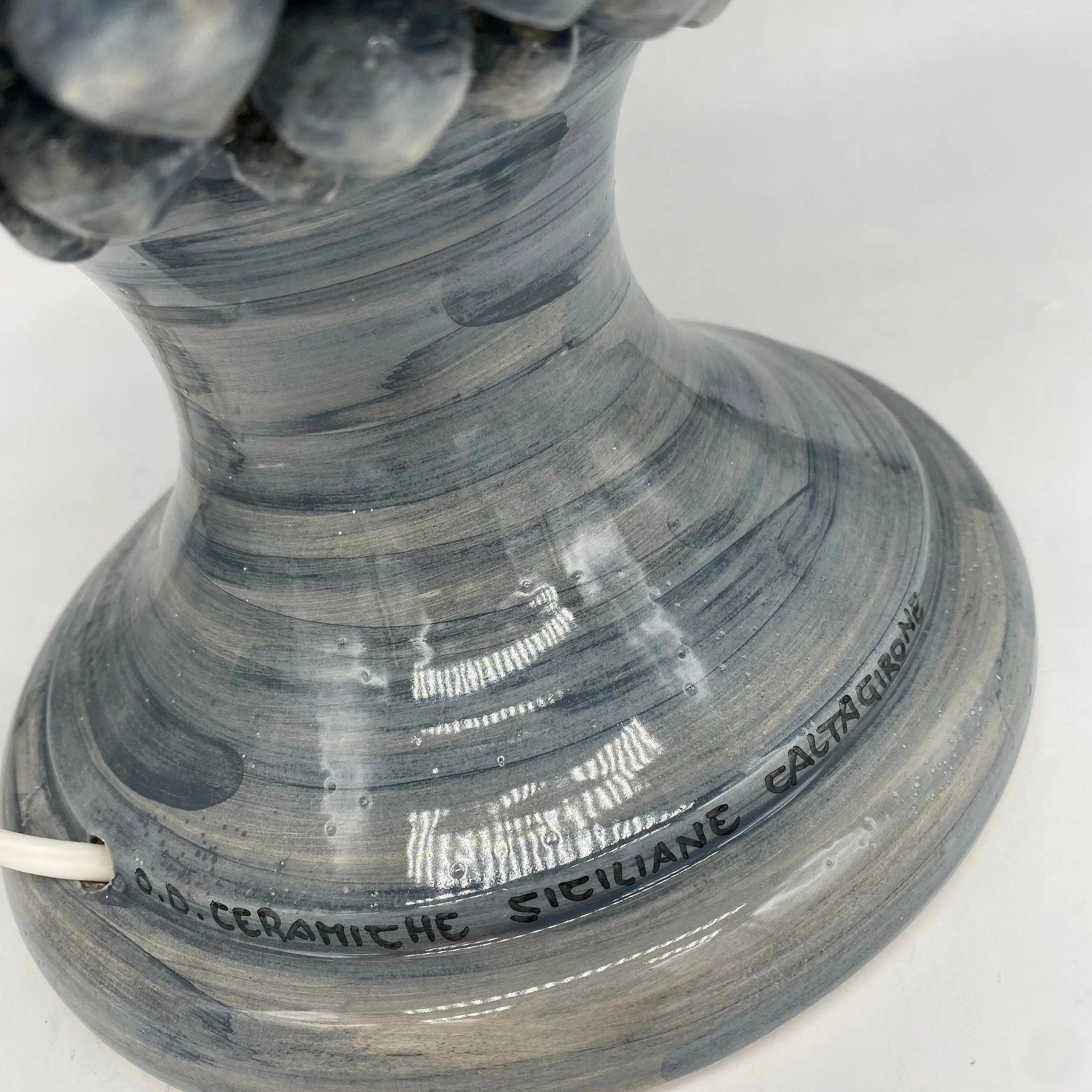 Lampada Pigna Ceramica Caltagirone cm H.40 Artigianale Grigio DD CERAMICHE SICILIANE