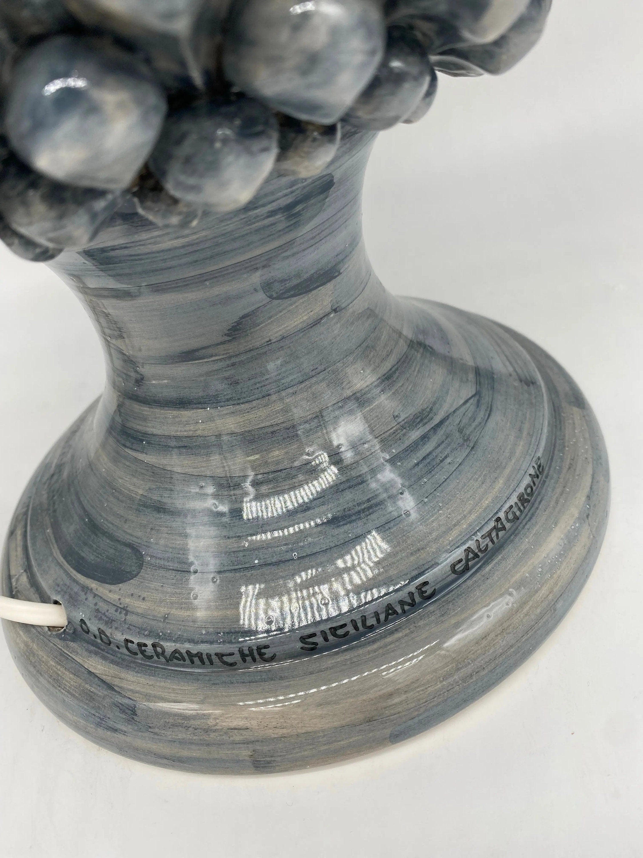 Lampada Pigna Ceramica Caltagirone cm H.40 Artigianale Grigio DD CERAMICHE SICILIANE