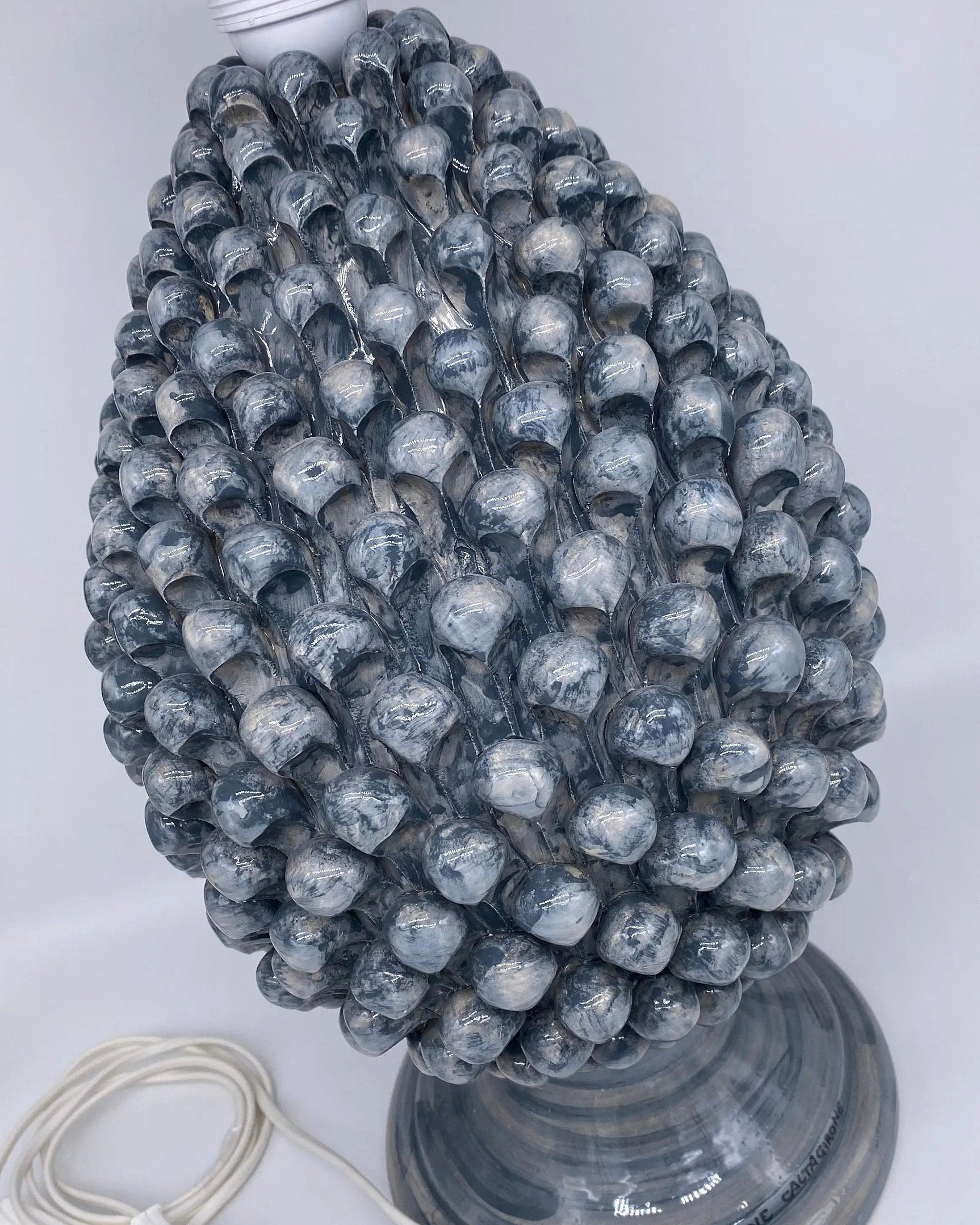 Lampada Pigna Ceramica Caltagirone cm H.40 Artigianale Grigio DD CERAMICHE SICILIANE