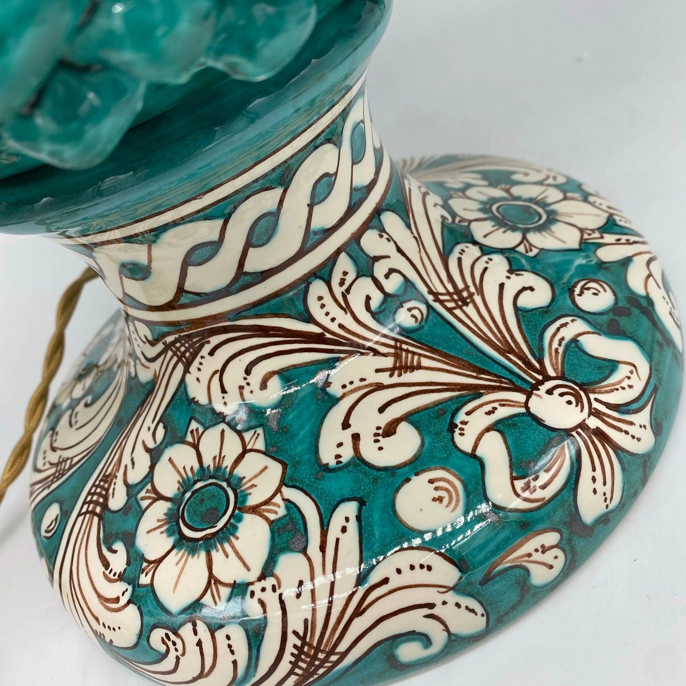 Lampada Pigna Ceramica Caltagirone cm H.40 Artigianale Verde Cristallo Base Decorata DD CERAMICHE SICILIANE