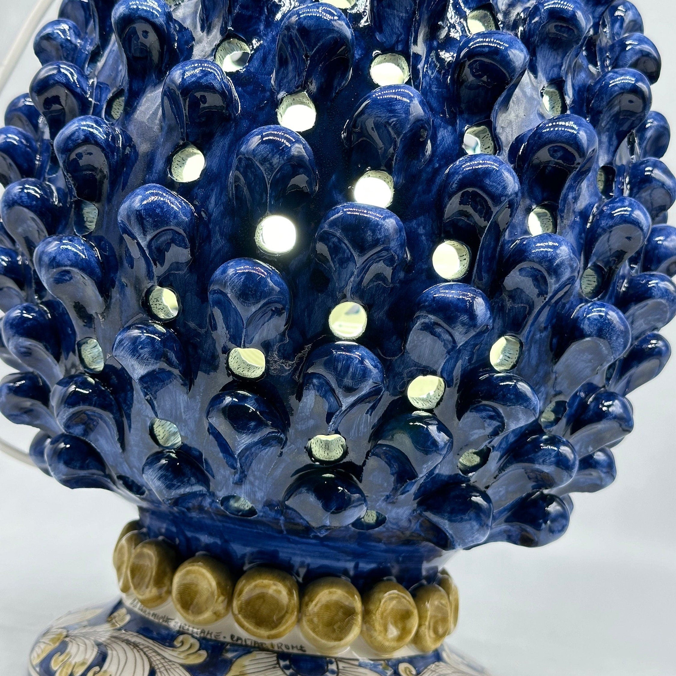 Lampada Pigna Gigante traforata Ceramica Caltagirone cm H.45 L.28 Artigianale Blu Base Decorata