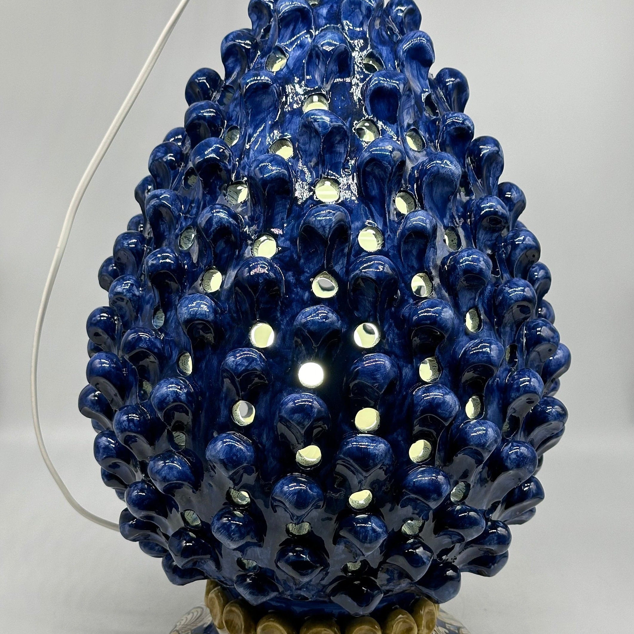 Lampada Pigna Gigante traforata Ceramica Caltagirone cm H.45 L.28 Artigianale Blu Base Decorata