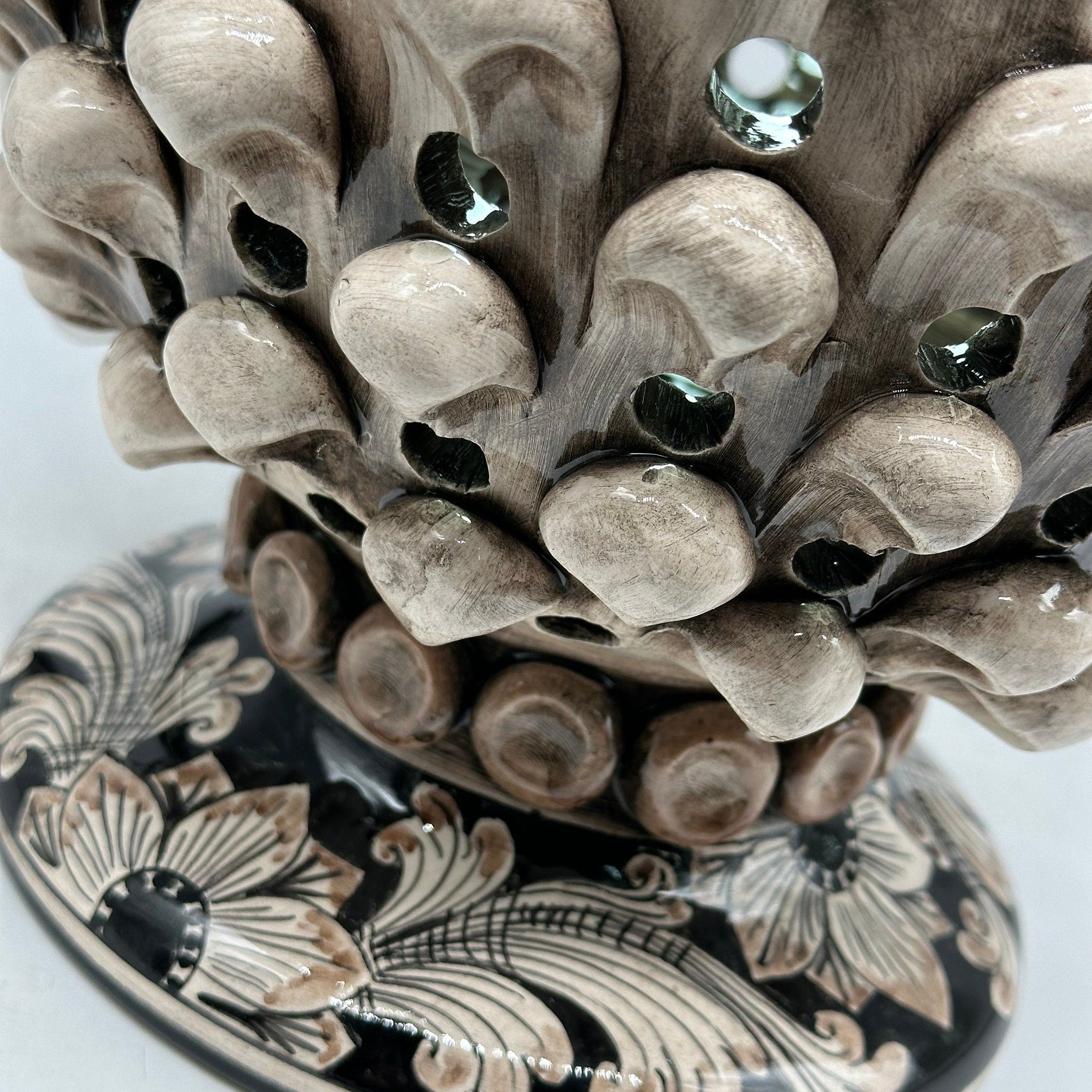 Lampada Pigna Gigante traforata Ceramica Caltagirone cm H.45 L.28 Artigianale Beige Écru Base Decorata