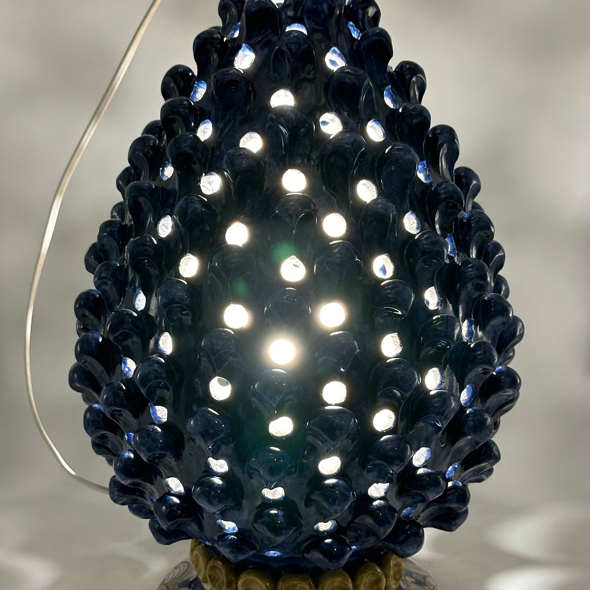 Lampada Pigna Gigante traforata Ceramica Caltagirone cm H.45 L.28 Artigianale Blu Base Decorata