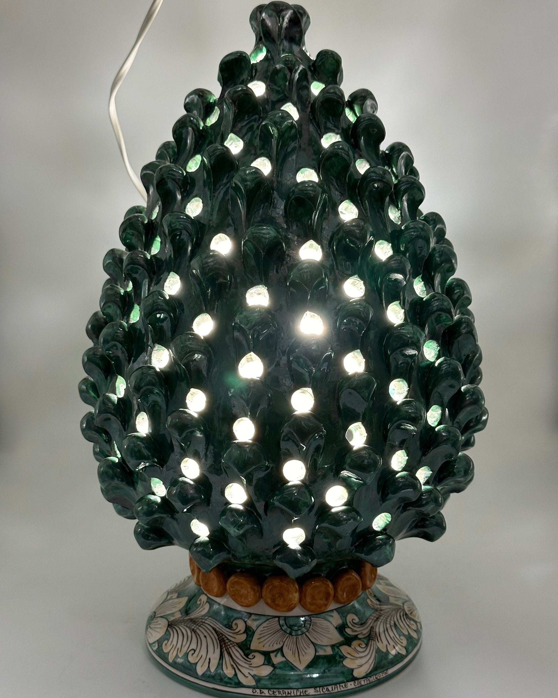 Lampada Pigna Gigante traforata Ceramica Caltagirone cm H.45 L.28 Artigianale Verde Rame Base Decorata
