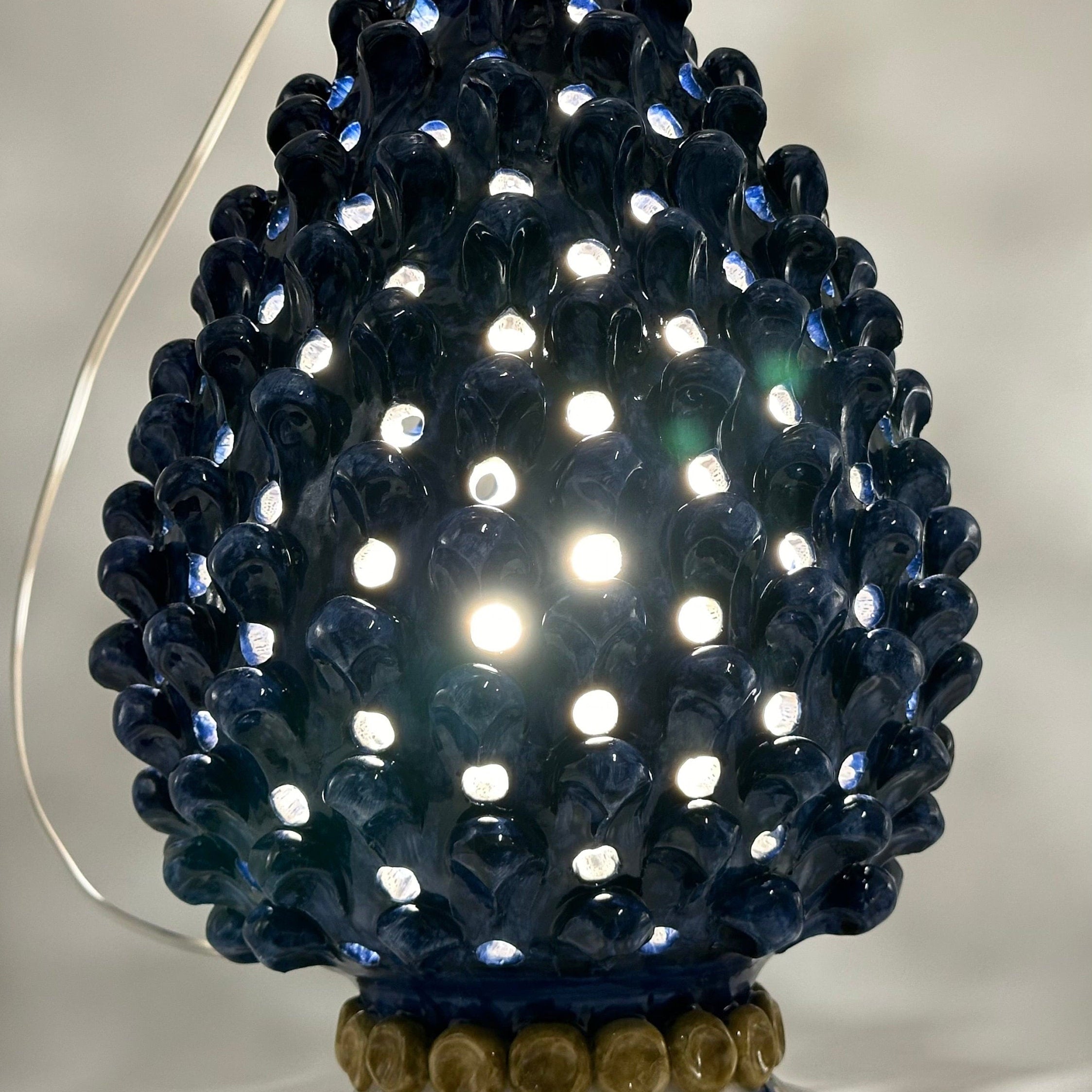 Lampada Pigna Gigante traforata Ceramica Caltagirone cm H.45 L.28 Artigianale Blu Base Decorata